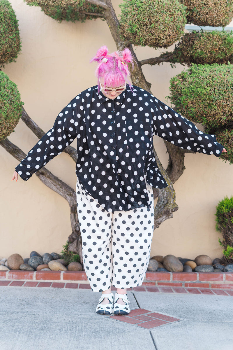 BLACK POLKA DOT SVLS TOP – Nettle Studios