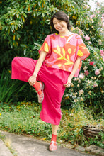 Mid Easy Pant in Hot Pink Linen (RTS)