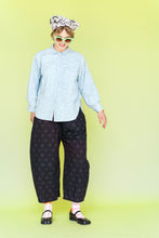 Bleached Floral Chambray SVLS Top