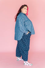 Light Floral Chambray SVLS Top