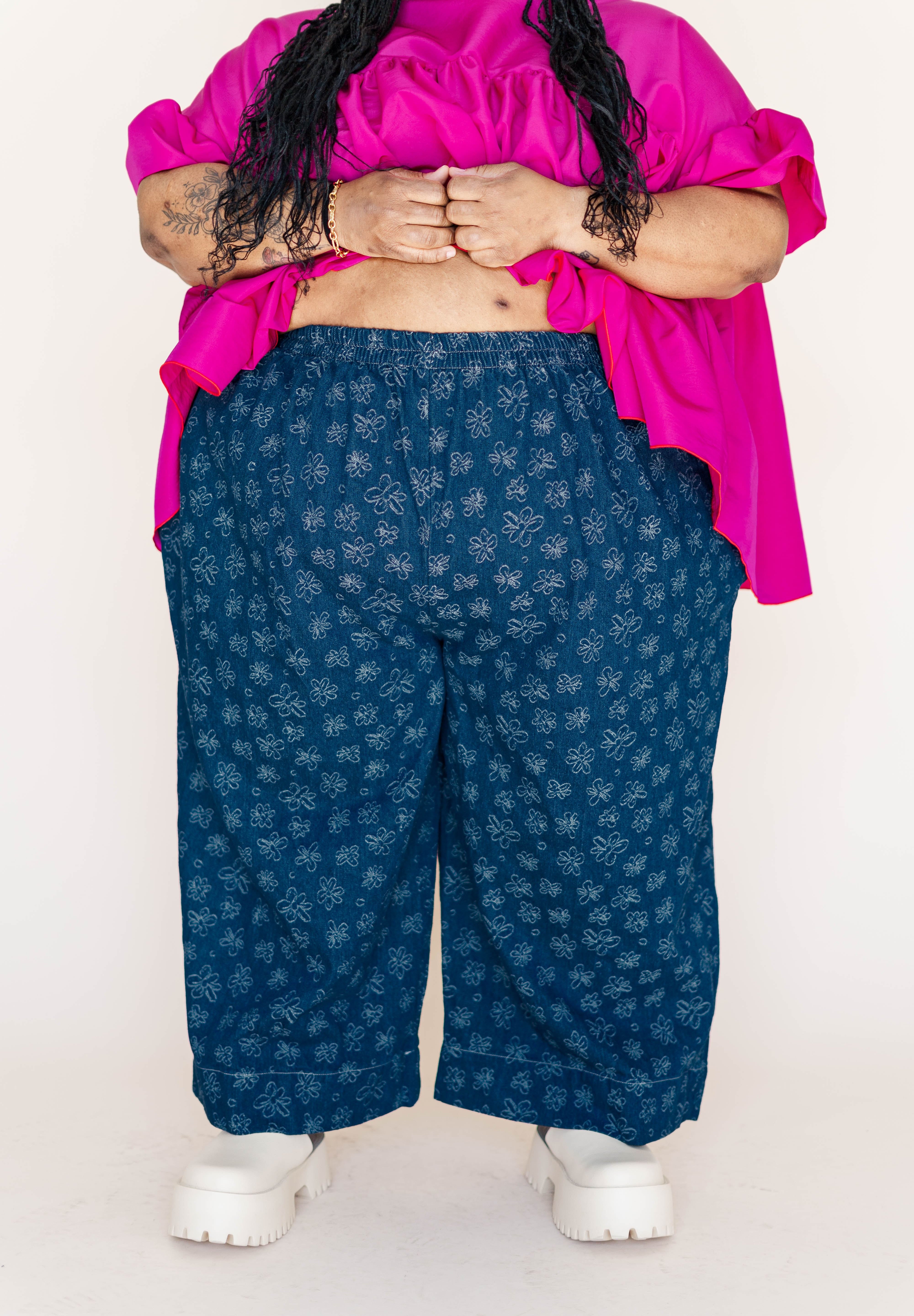 Dark Daisy Denim Mid Easy Pant