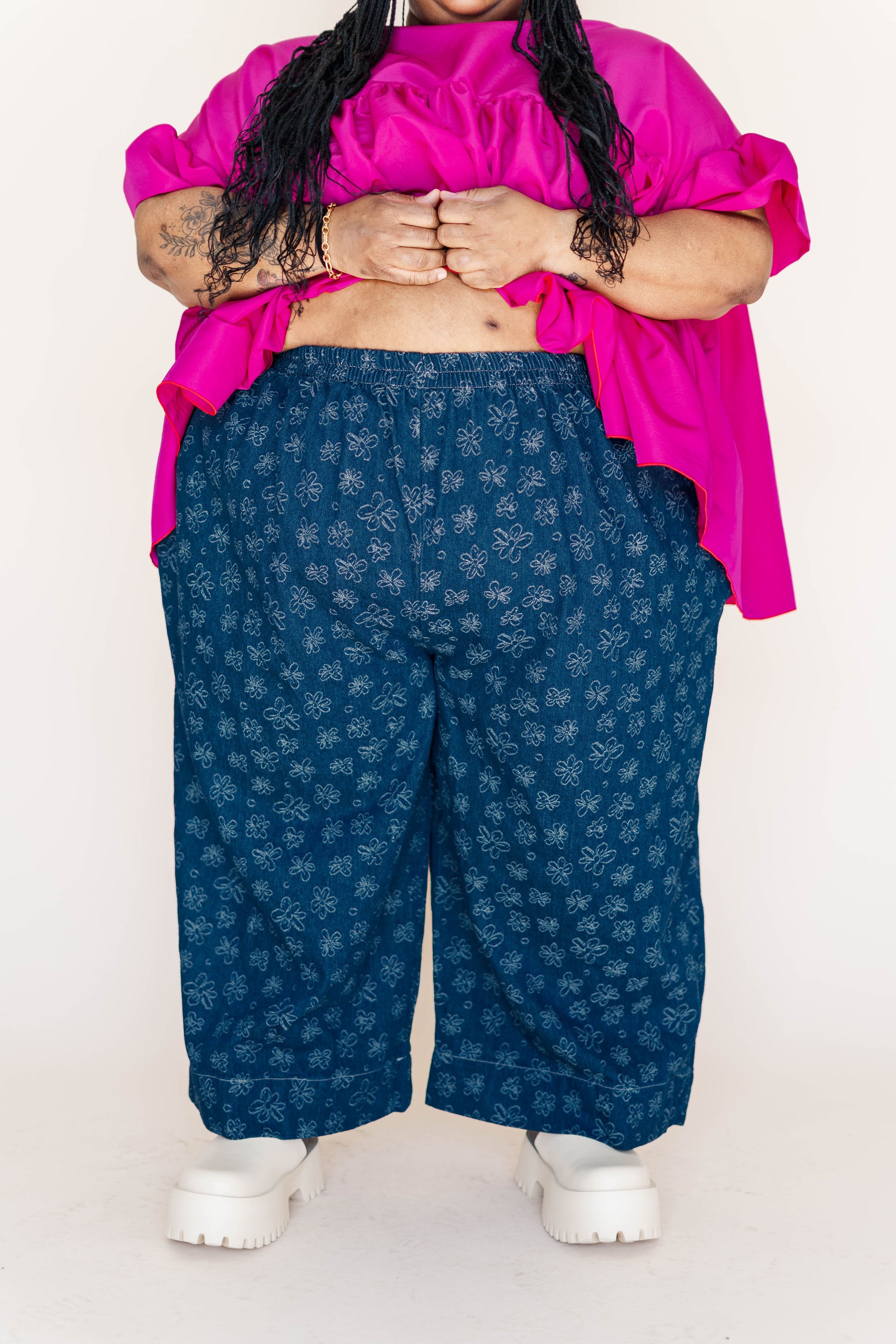 DARK DAISY DENIM MID EASY PANT – Nettle Studios