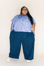 Dark Daisy Denim Mid Easy Pant