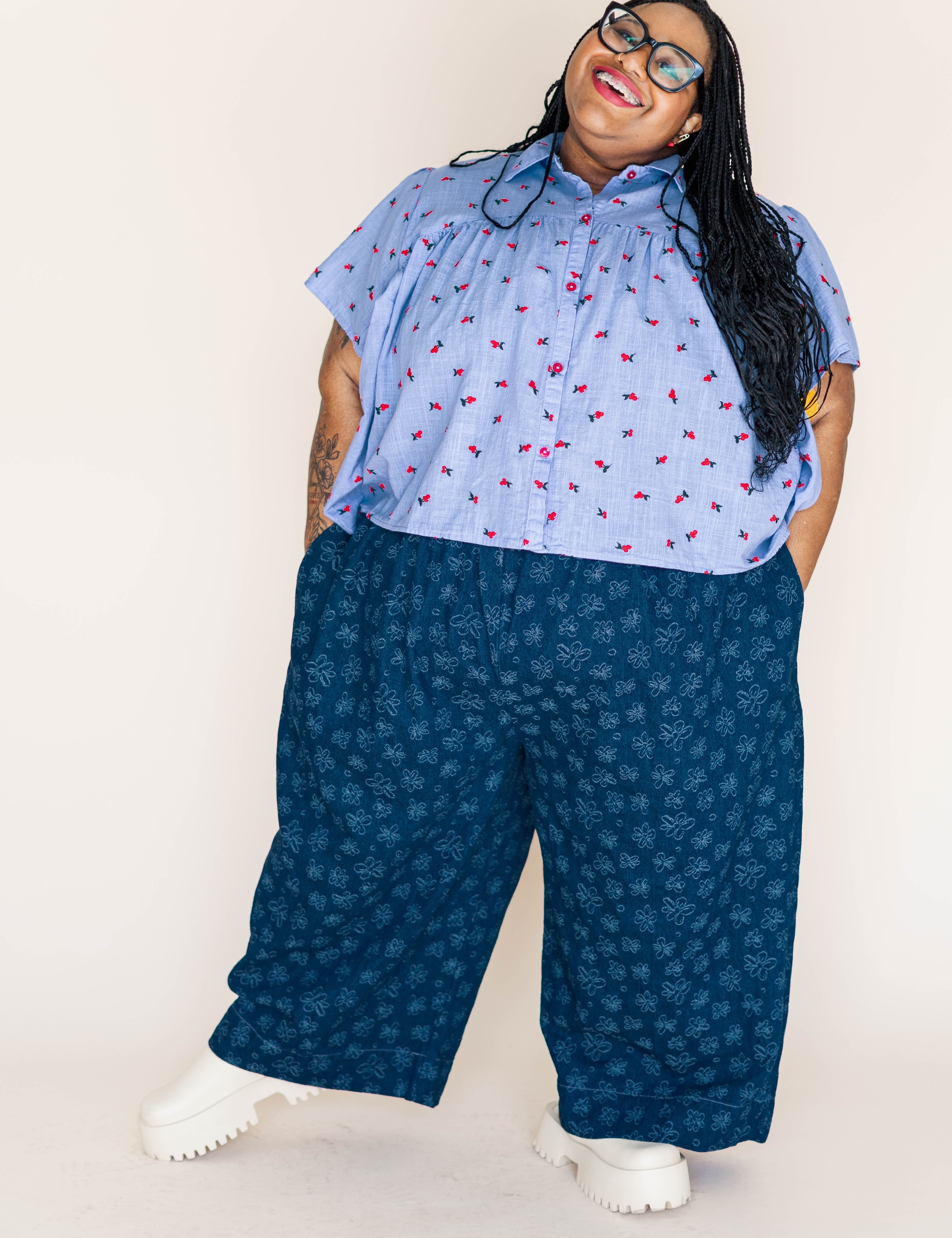 Dark Daisy Denim Mid Easy Pant