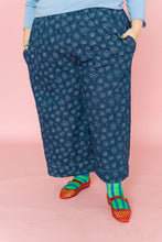 Lily Pad Stripe Socks