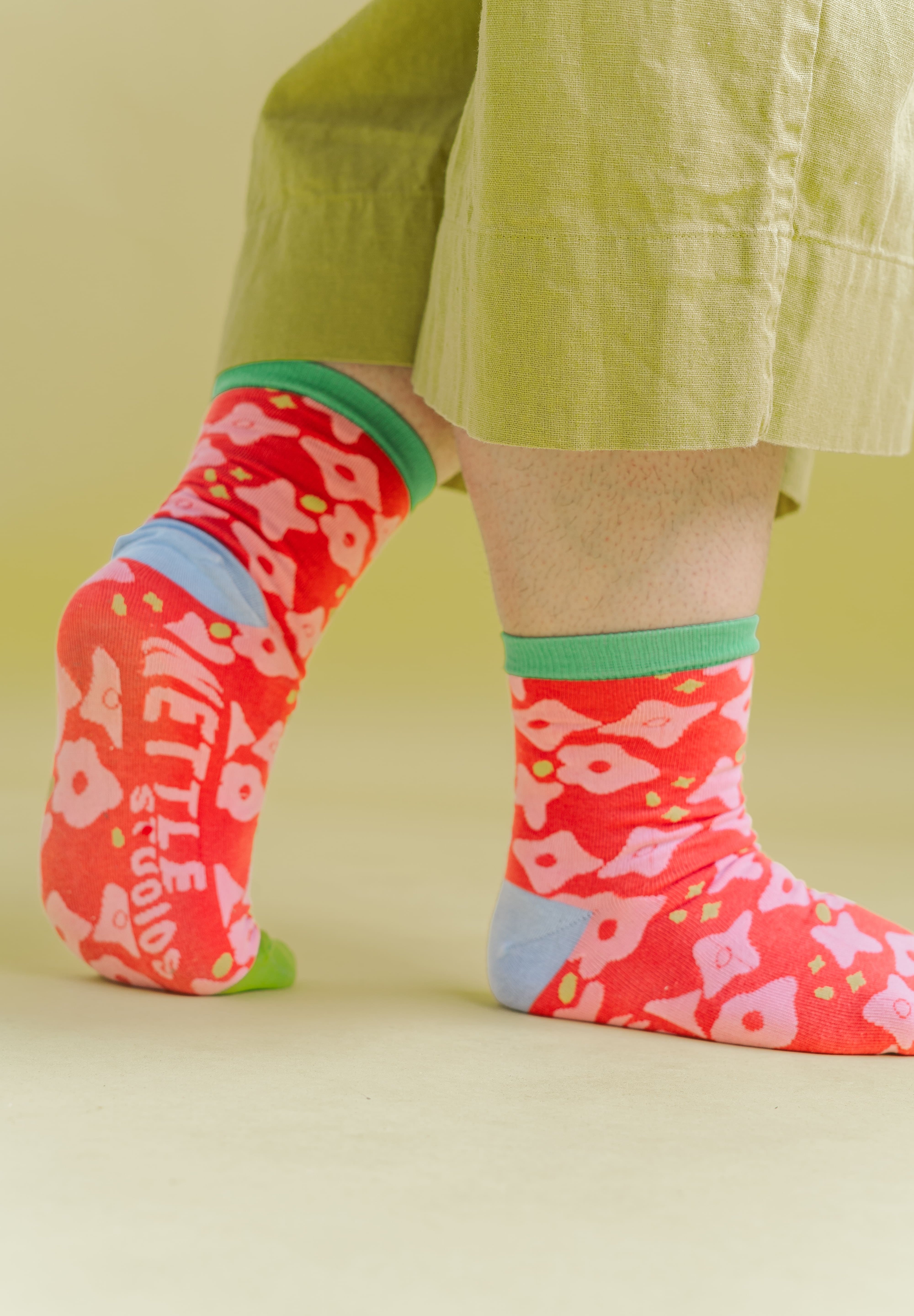 PETAL POP SOCKS
