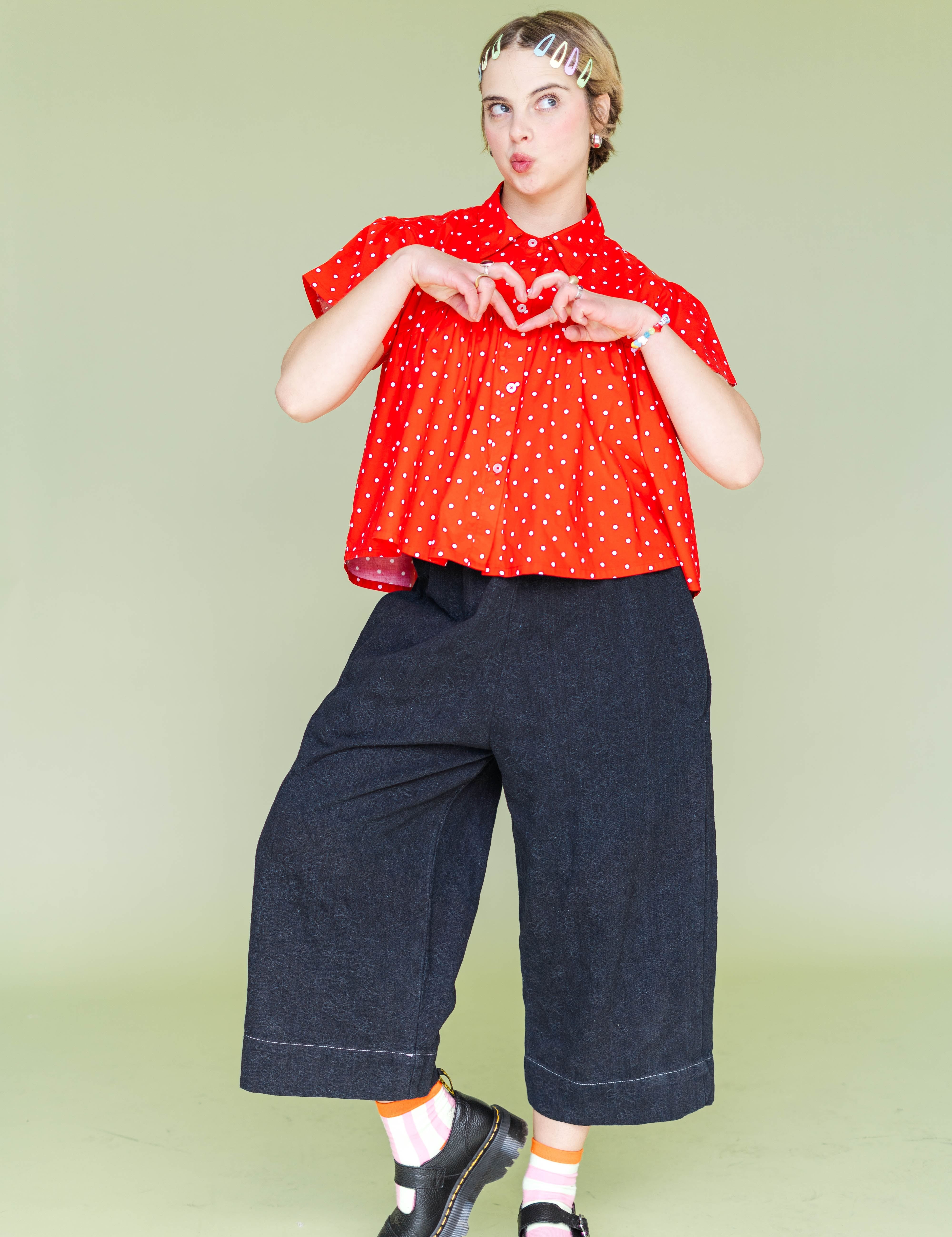 Black Daisy Denim Mid Easy Pant