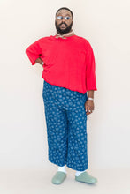 Red Apple Sweatshirt Tee
