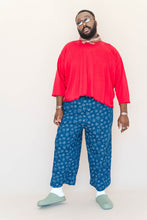 Red Apple Sweatshirt Tee