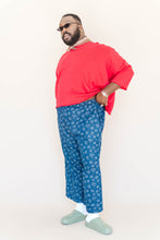 Dark Daisy Denim Mid Easy Pant