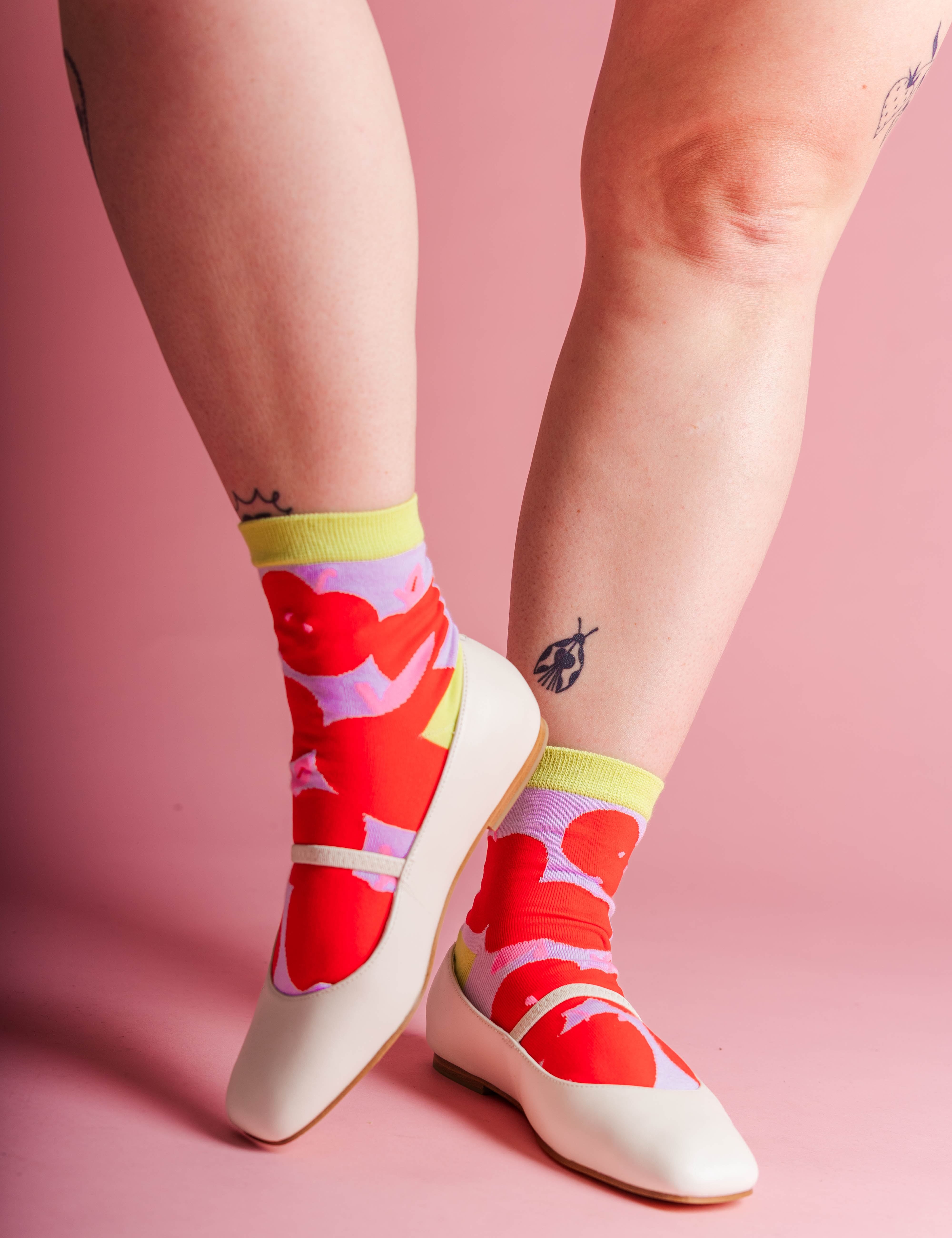 apple_jumble_red_socks-_nettle_studios_5.jpg