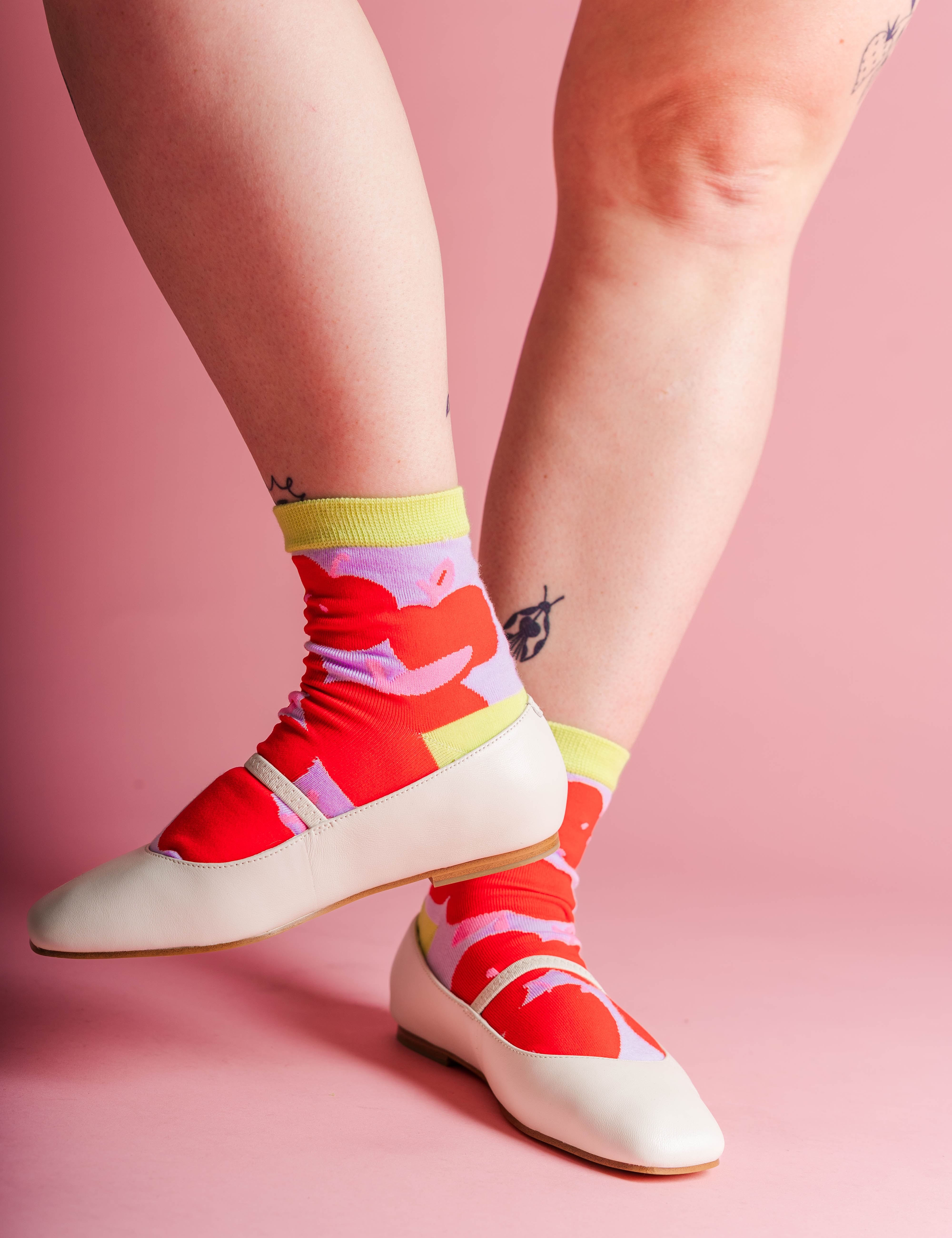 apple_jumble_red_socks-_nettle_studios_6.jpg