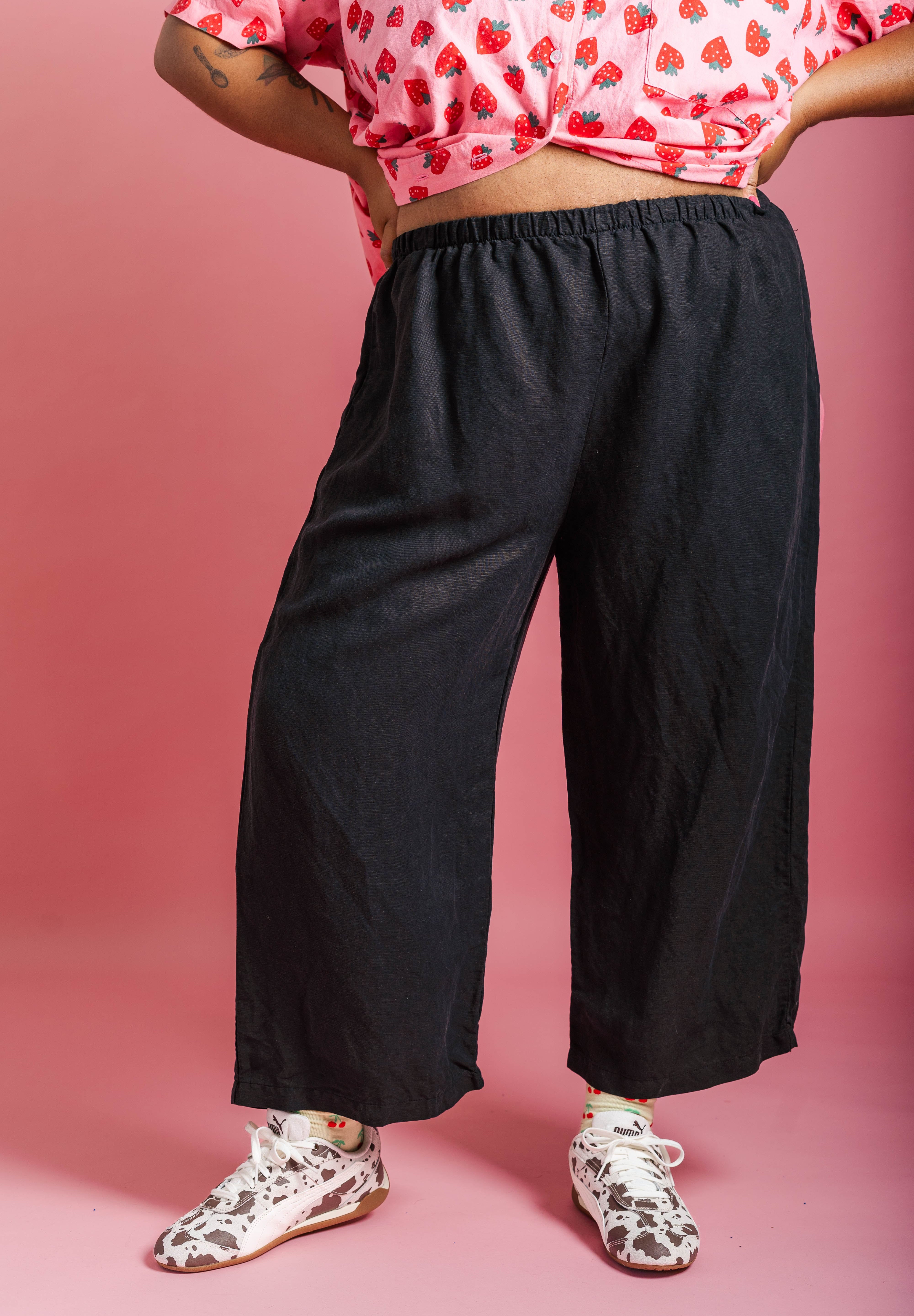 BLACK EVERYWEAR PANTS