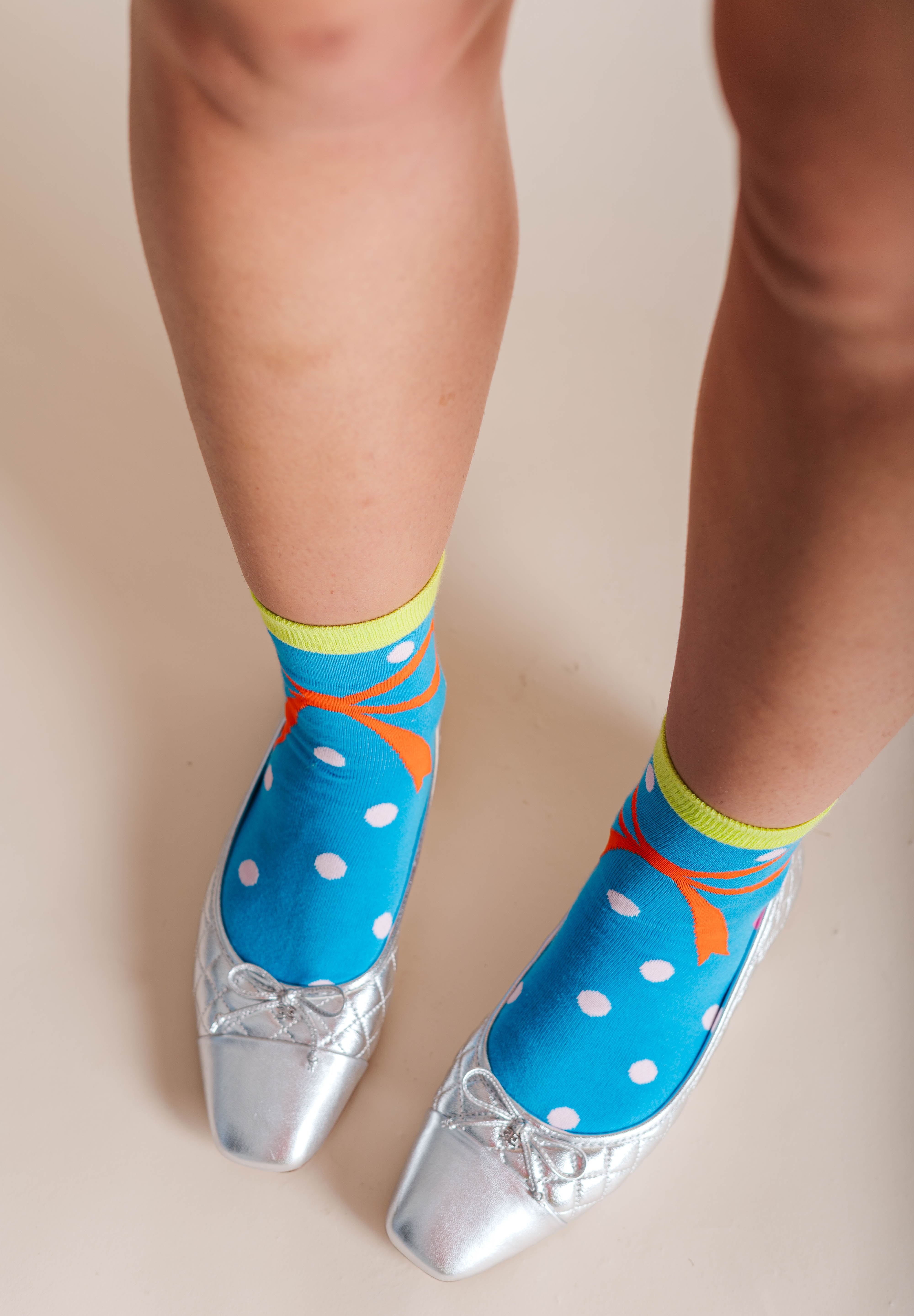blue bow dot socks