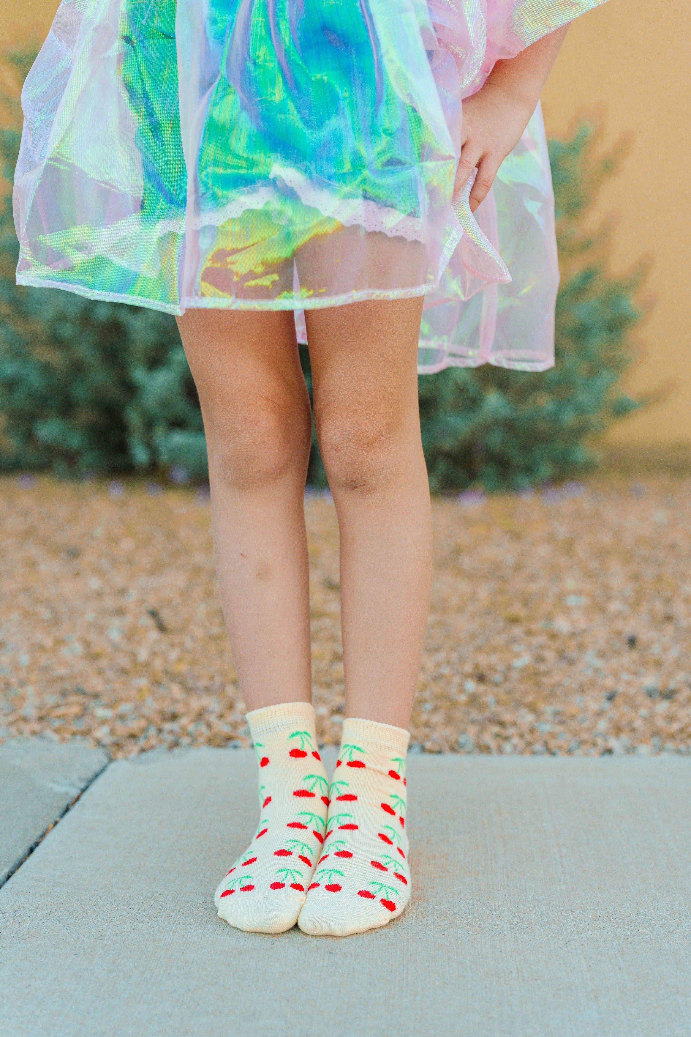 KIDS' BUTTER CHERRY SOCKS