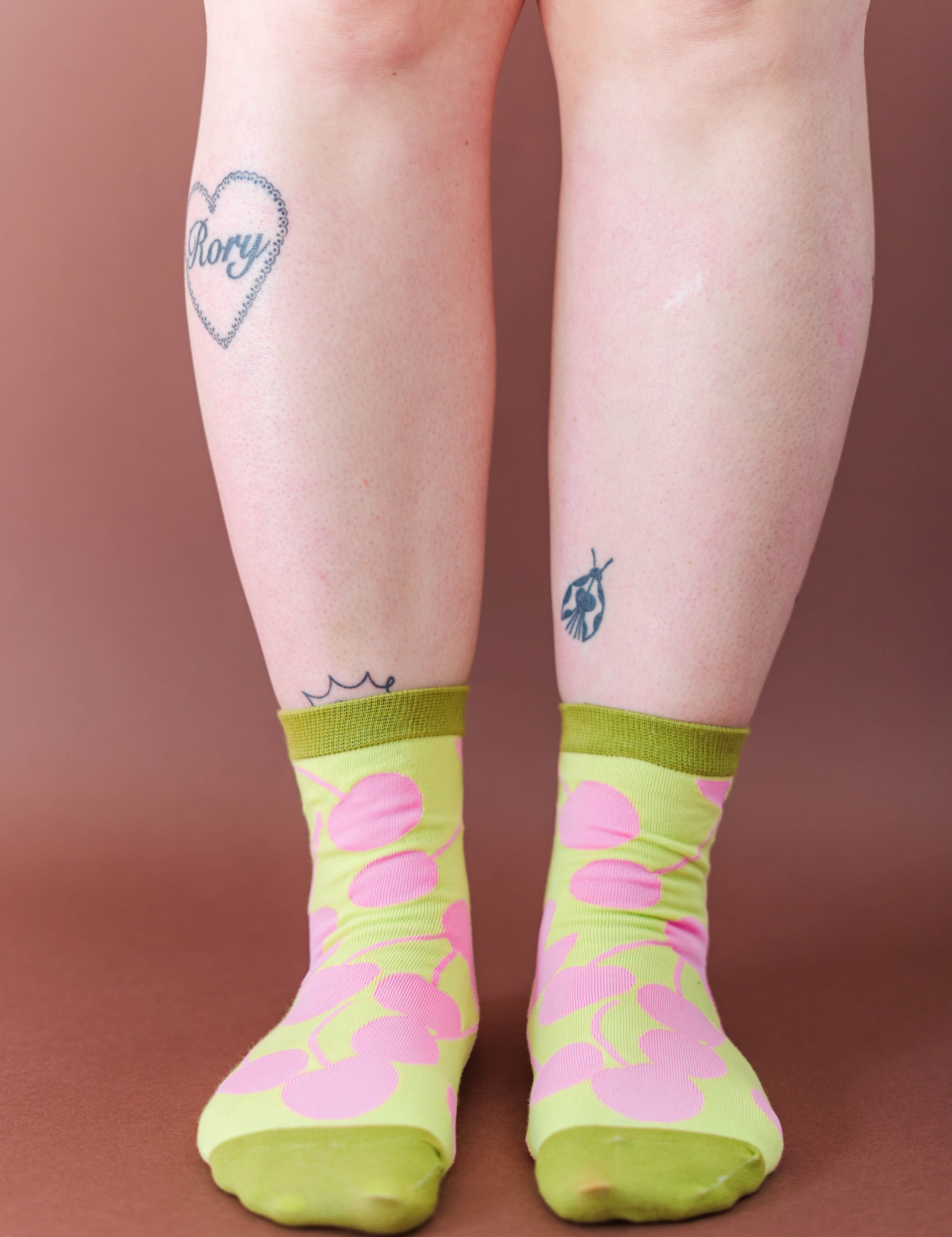 PISTACHIO CHERRY JUMBLE SOCKS