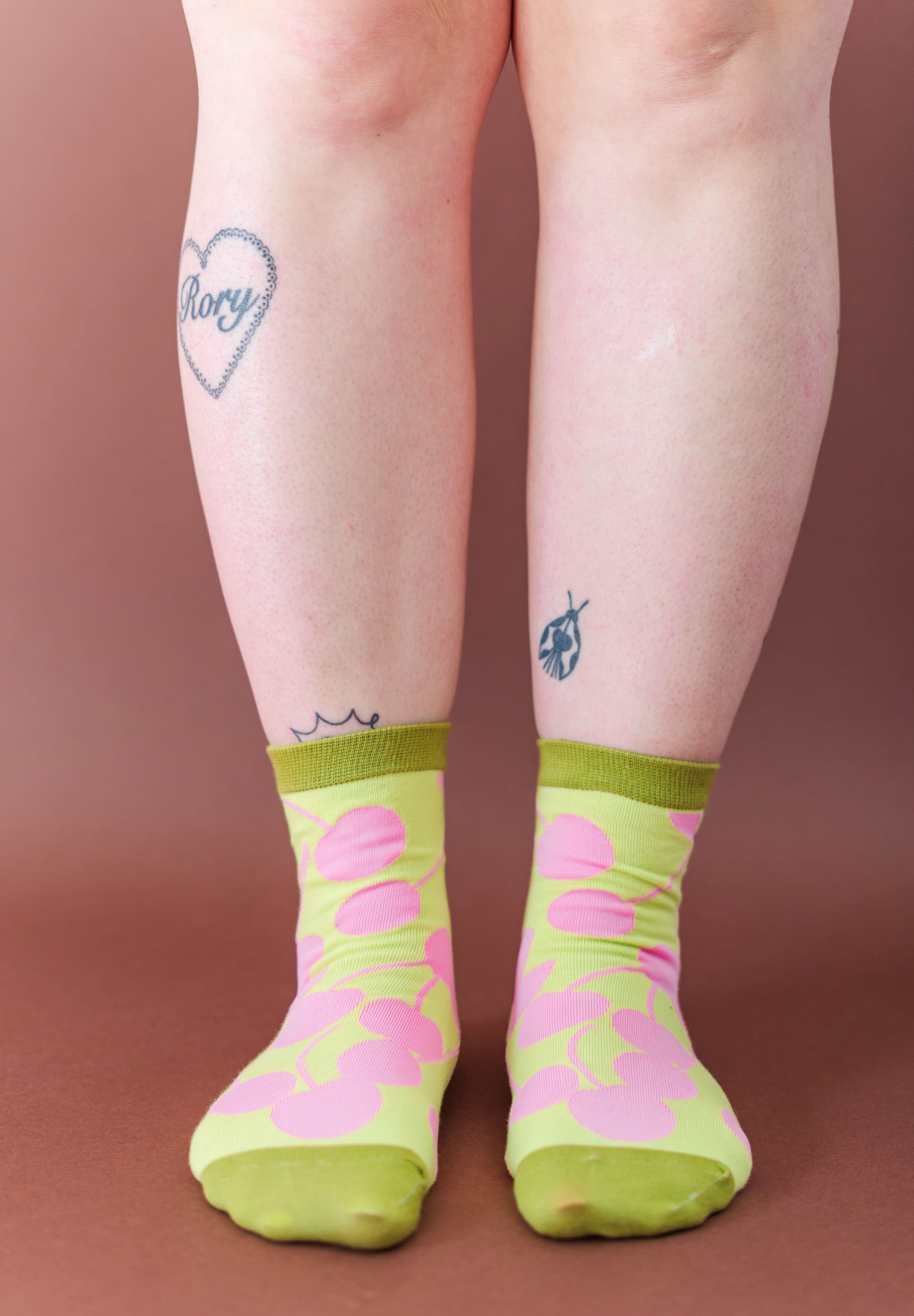 PISTACHIO CHERRY JUMBLE SOCKS
