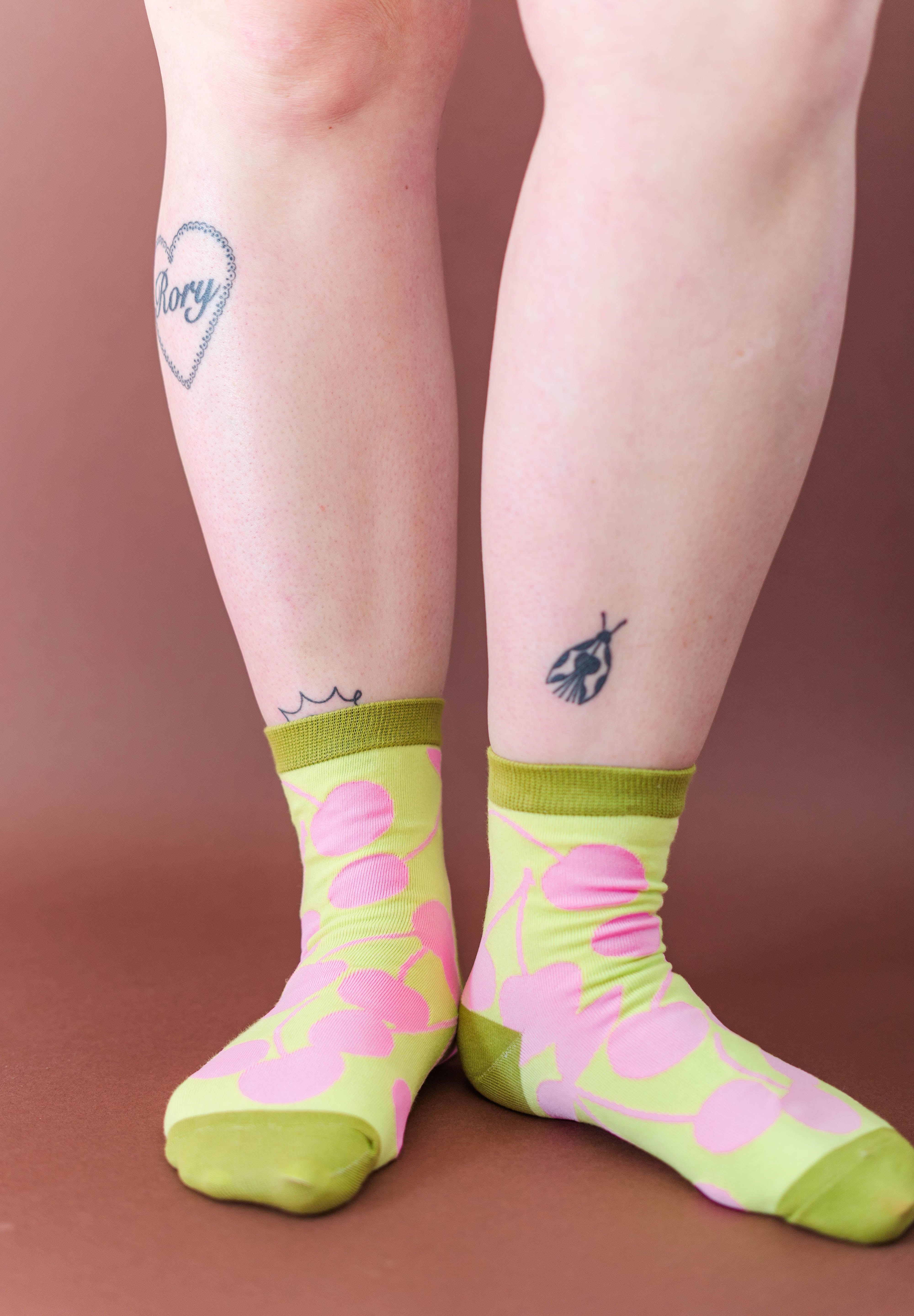 PISTACHIO CHERRY JUMBLE SOCKS