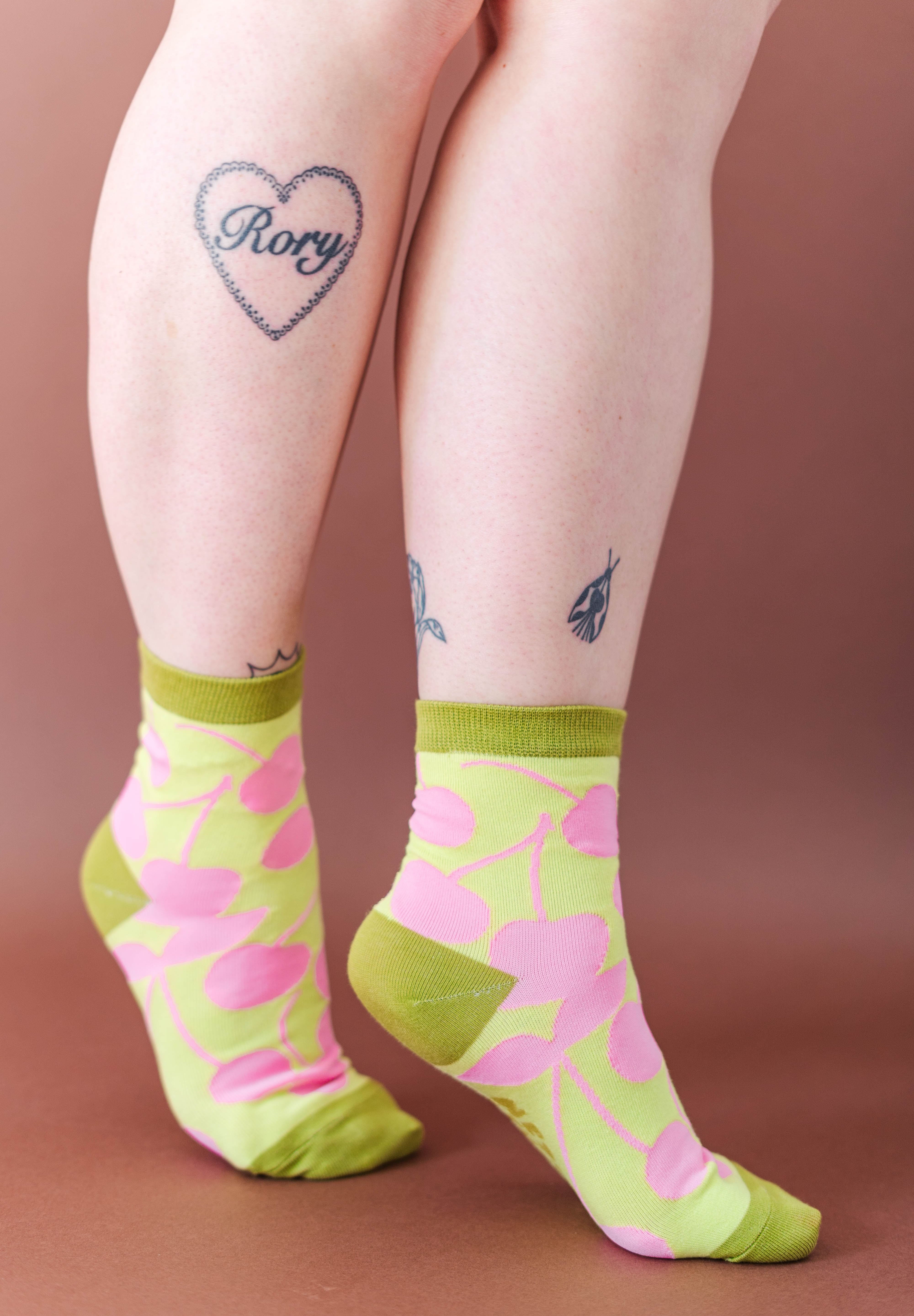 PISTACHIO CHERRY JUMBLE SOCKS