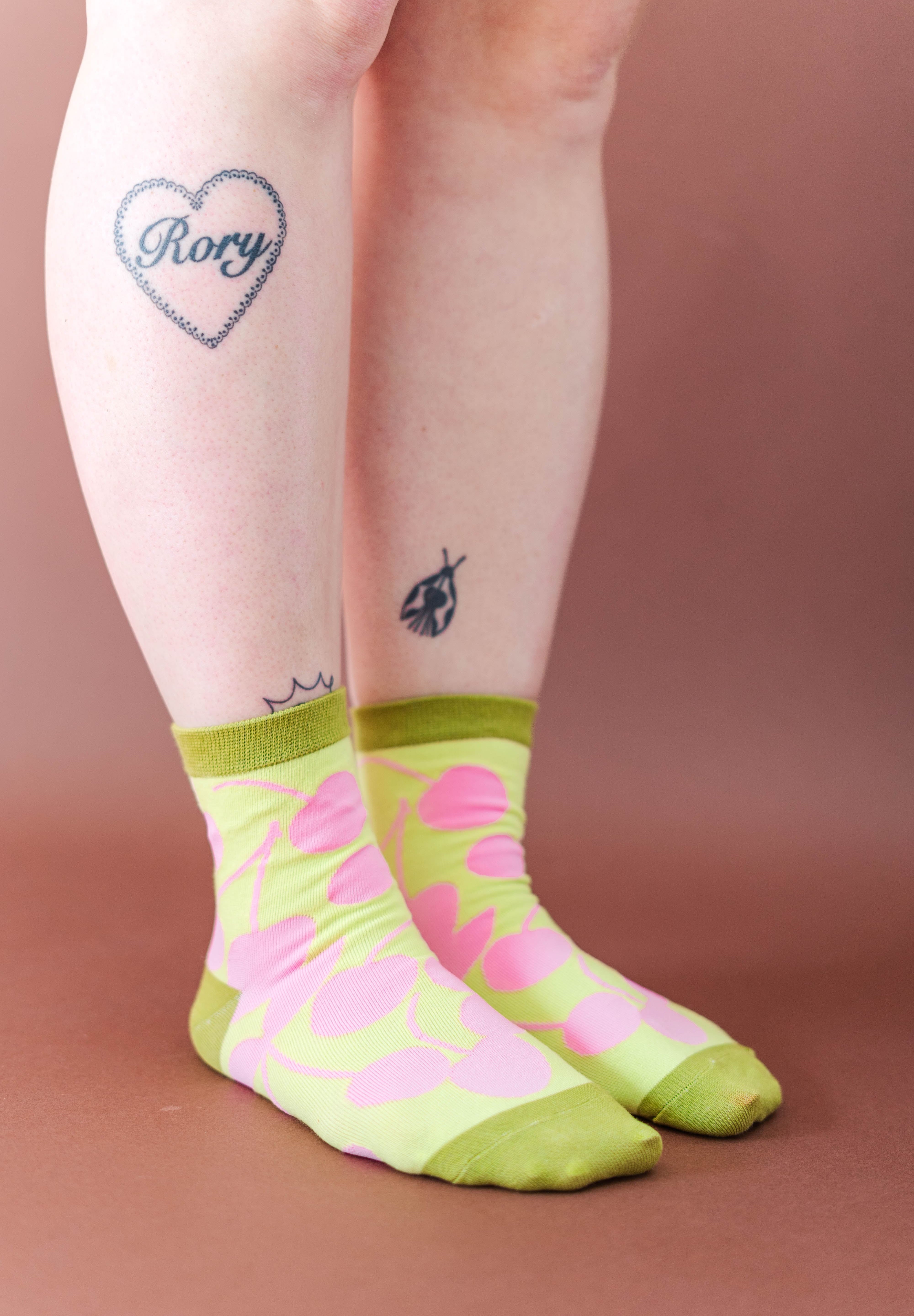 PISTACHIO CHERRY JUMBLE SOCKS