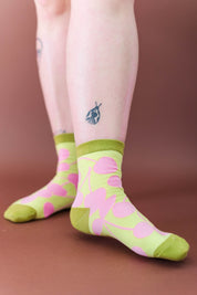 PISTACHIO CHERRY JUMBLE SOCKS
