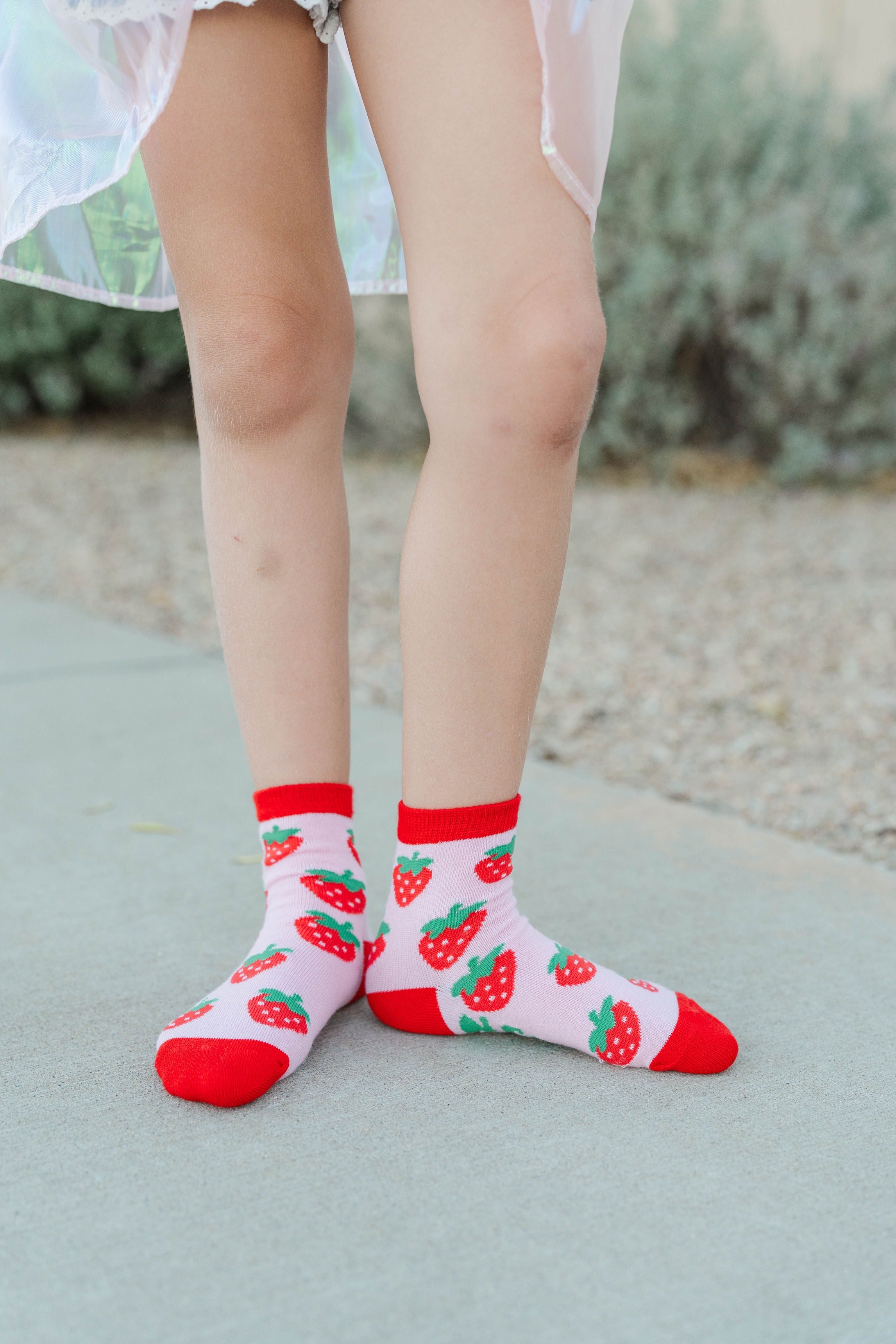 KIDS CLASSIC STRAWBERRY SOCKS