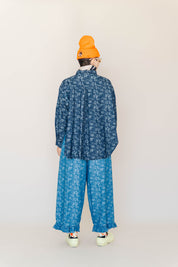 DARK FLORAL CHAMBRAY SEPTEMBER TOP