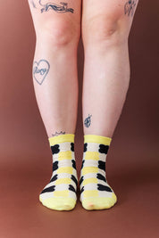 BUMBLE BEE GINGHAM SOCKS