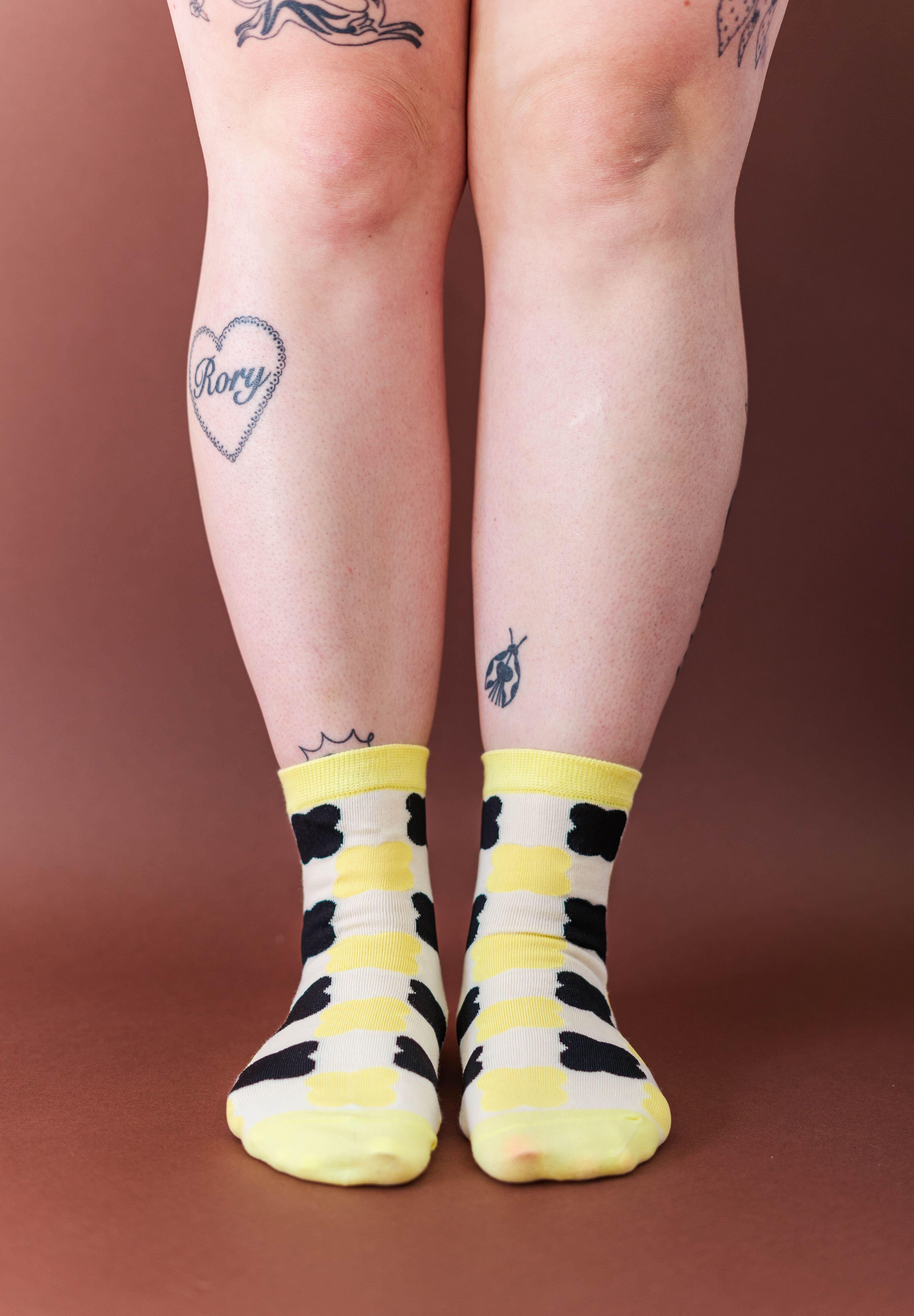 BUMBLE BEE GINGHAM SOCKS