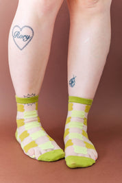 SHEER PISTACHIO GINGHAM SOCKS