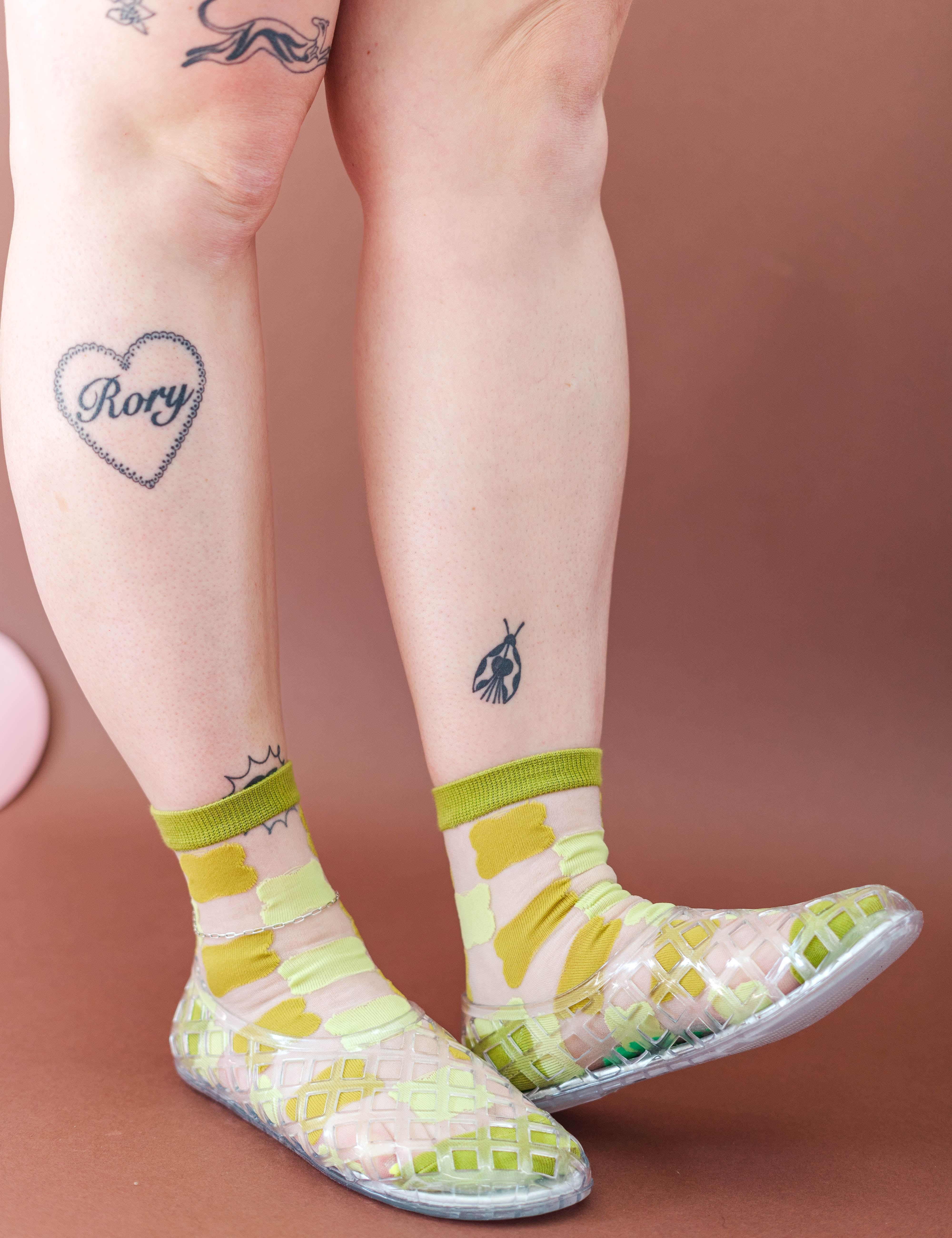 SHEER PISTACHIO GINGHAM SOCKS