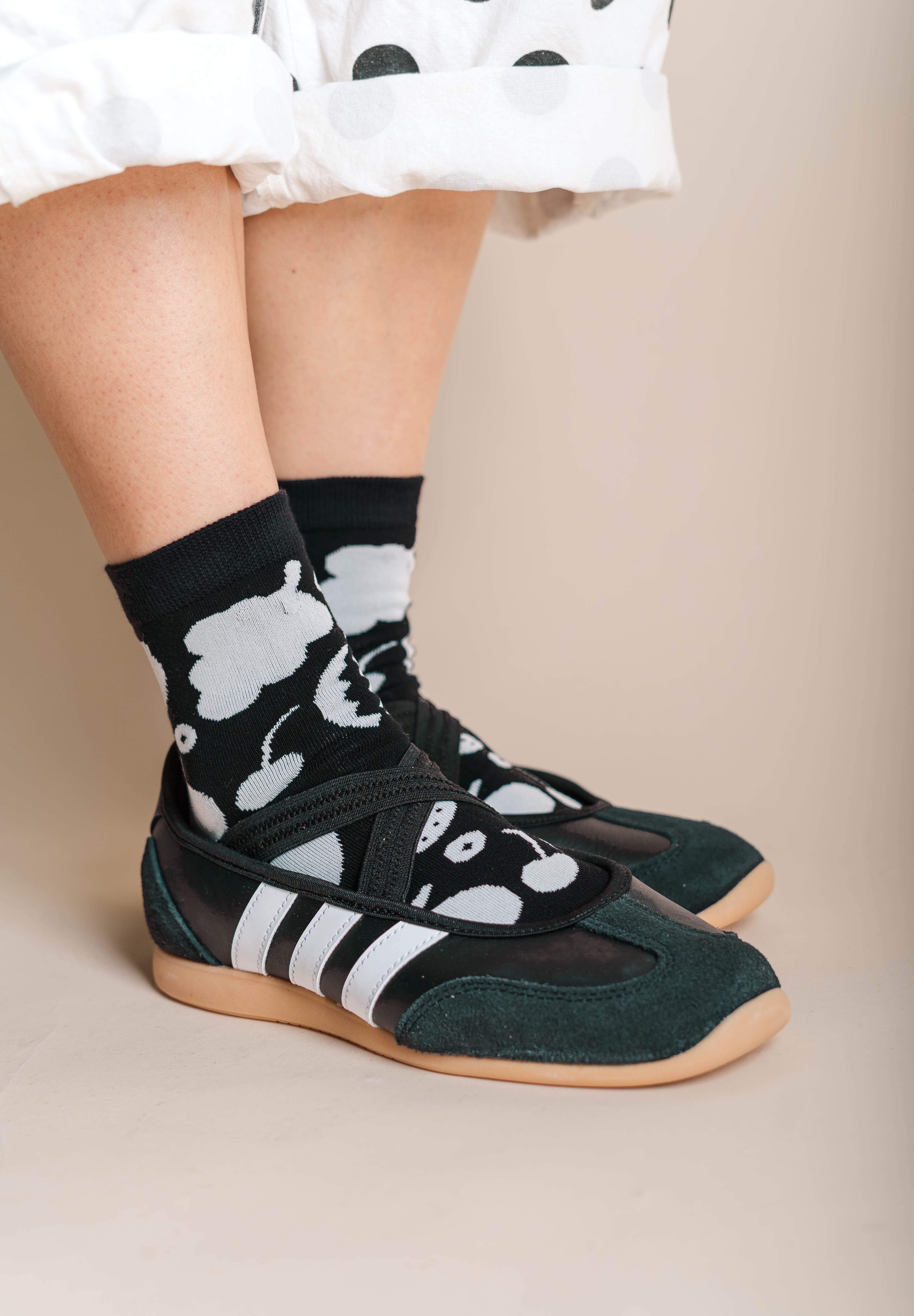 GOTH FRUIT SOCKS