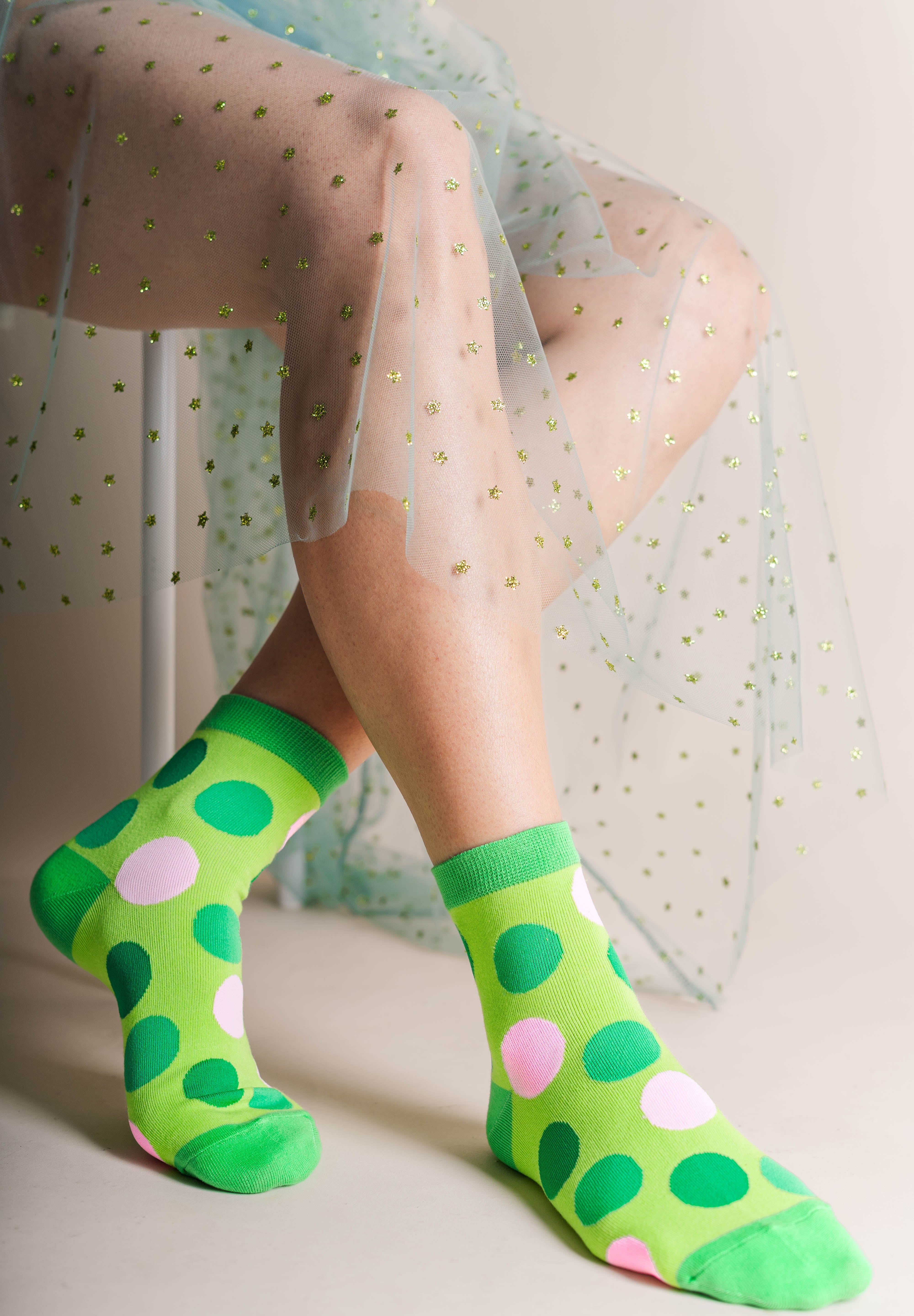 GRASS DOT SOCKS