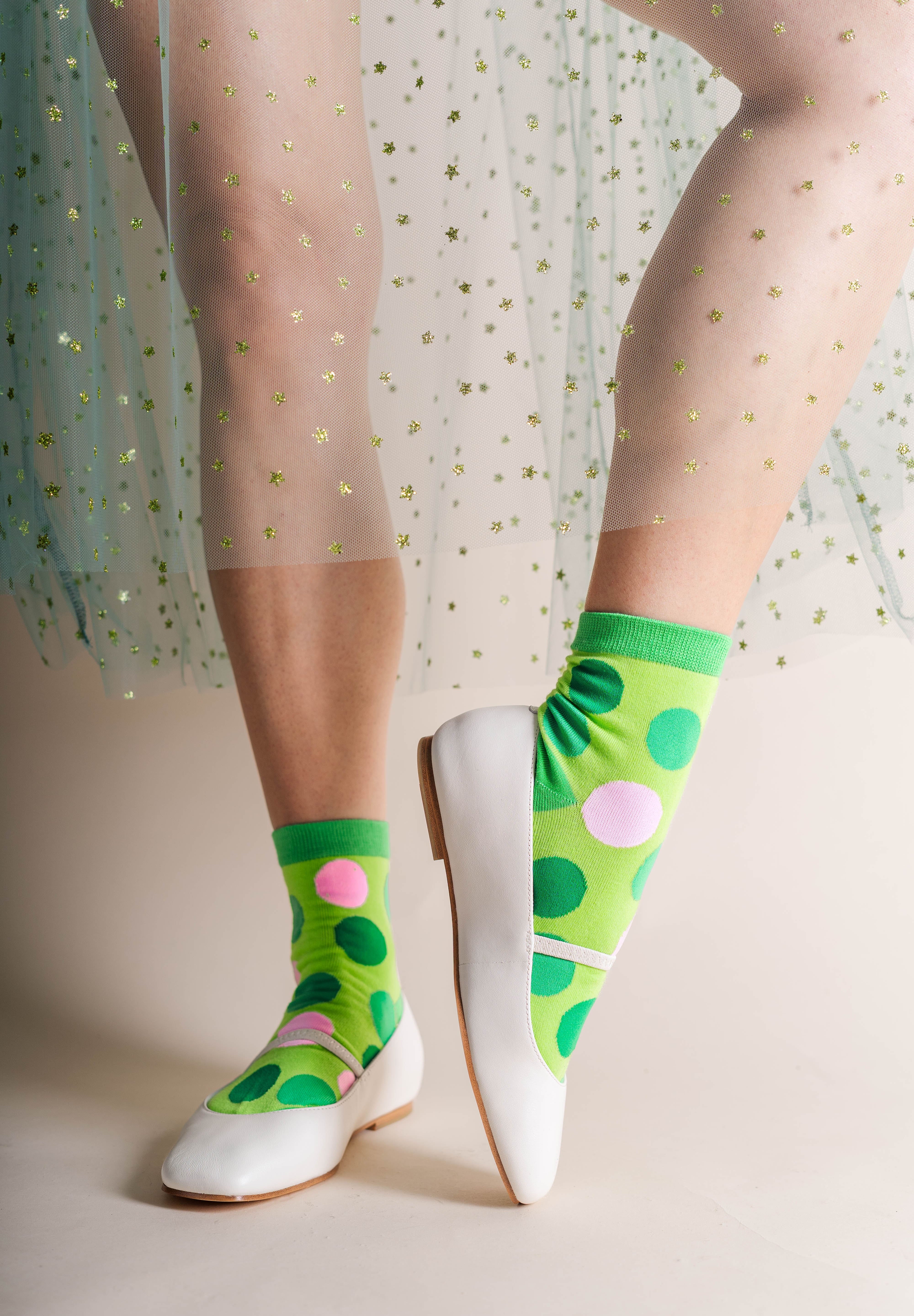 GRASS DOT SOCKS