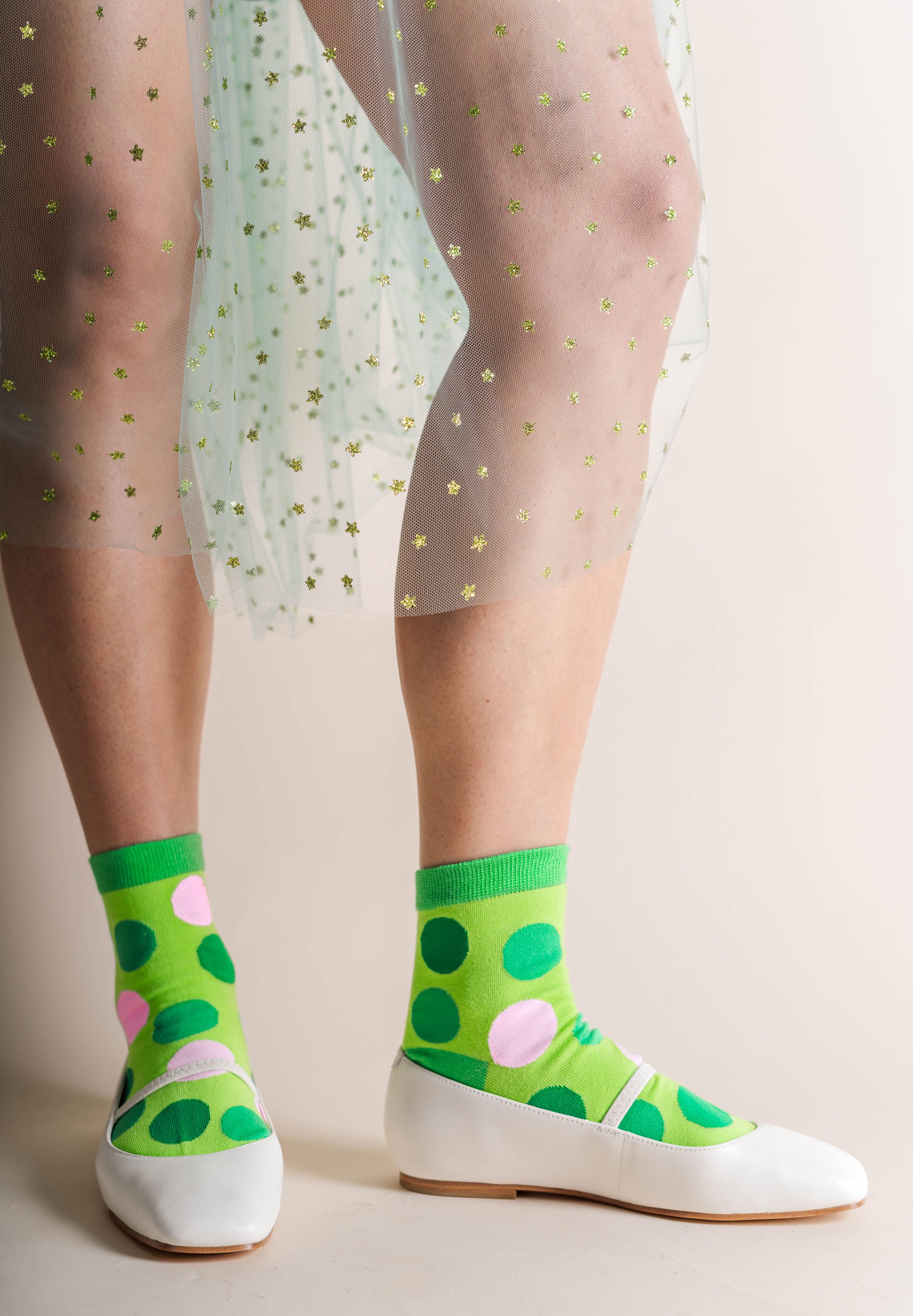 GRASS DOT SOCKS