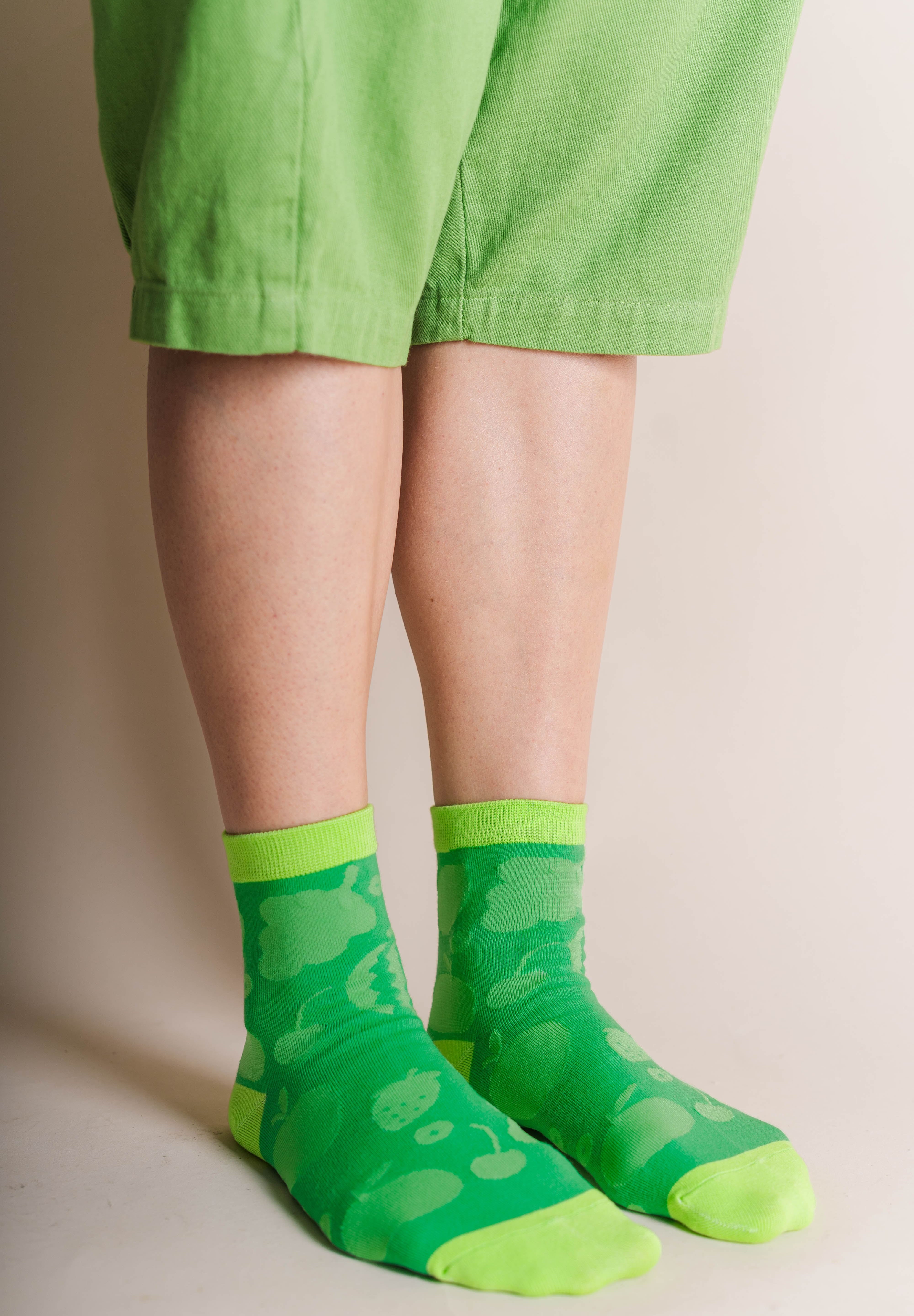 GRASS FRUIT SOCKS