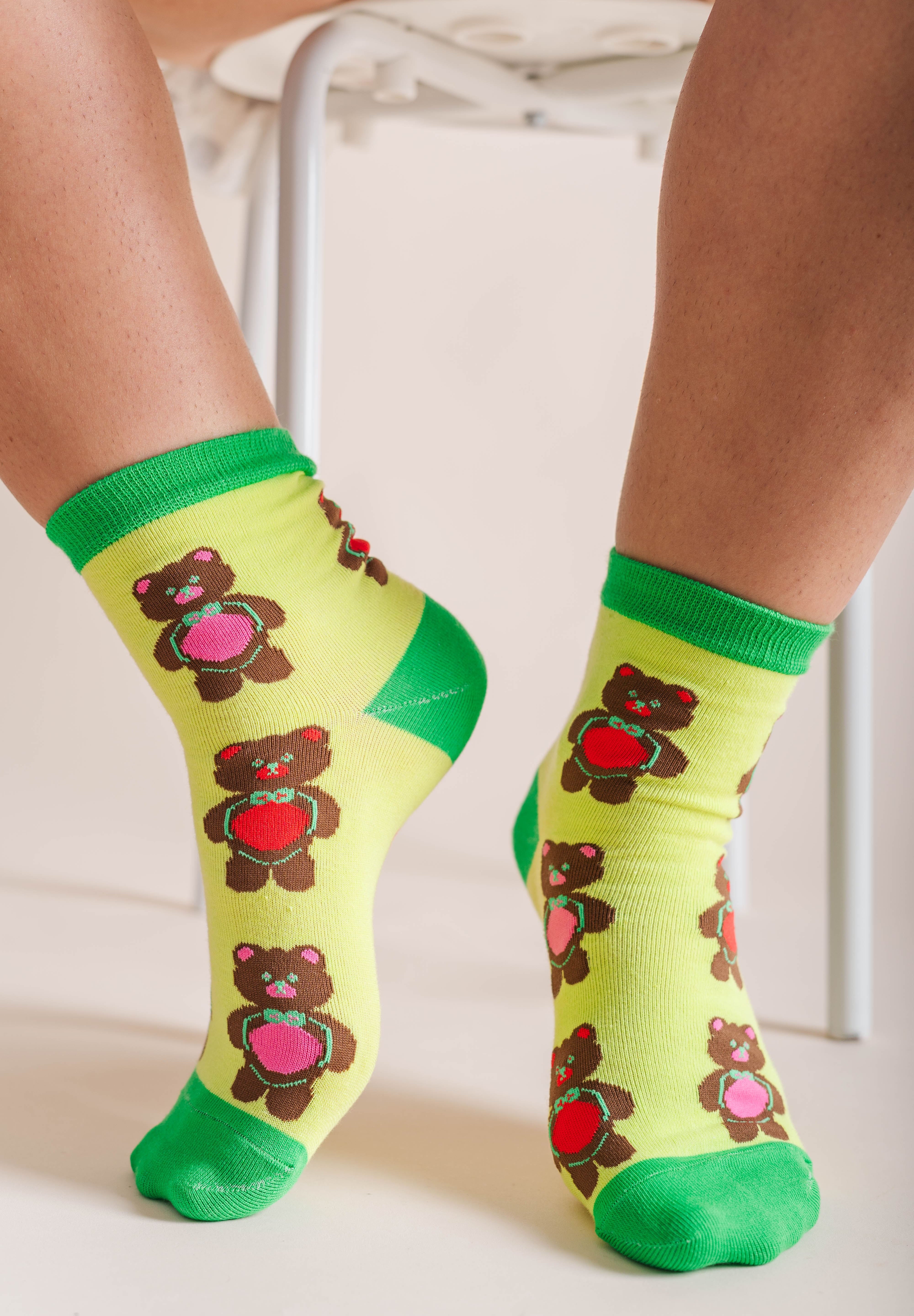 GREEN CINNAMON BEAR SOCKS