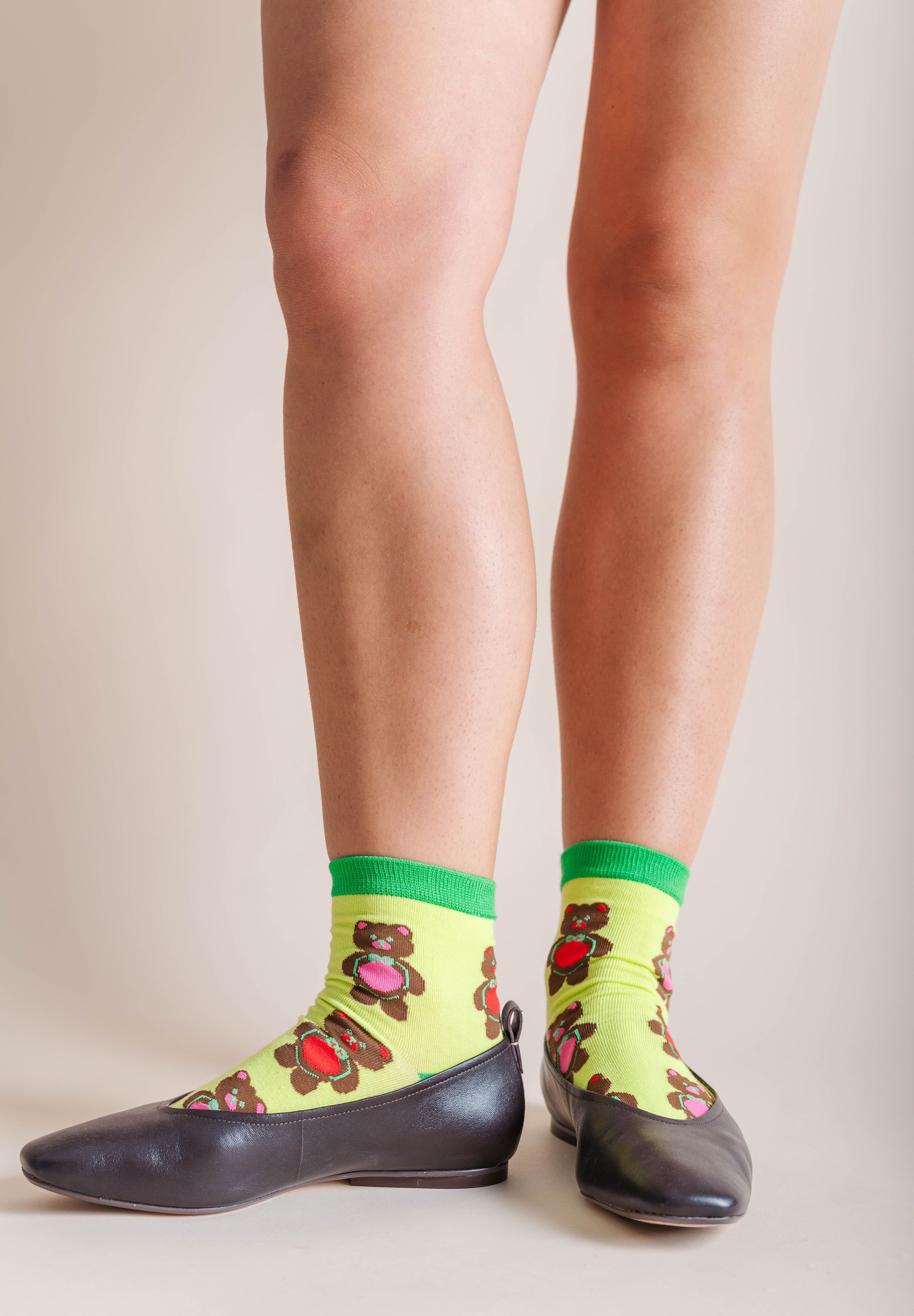 GREEN CINNAMON BEAR SOCKS