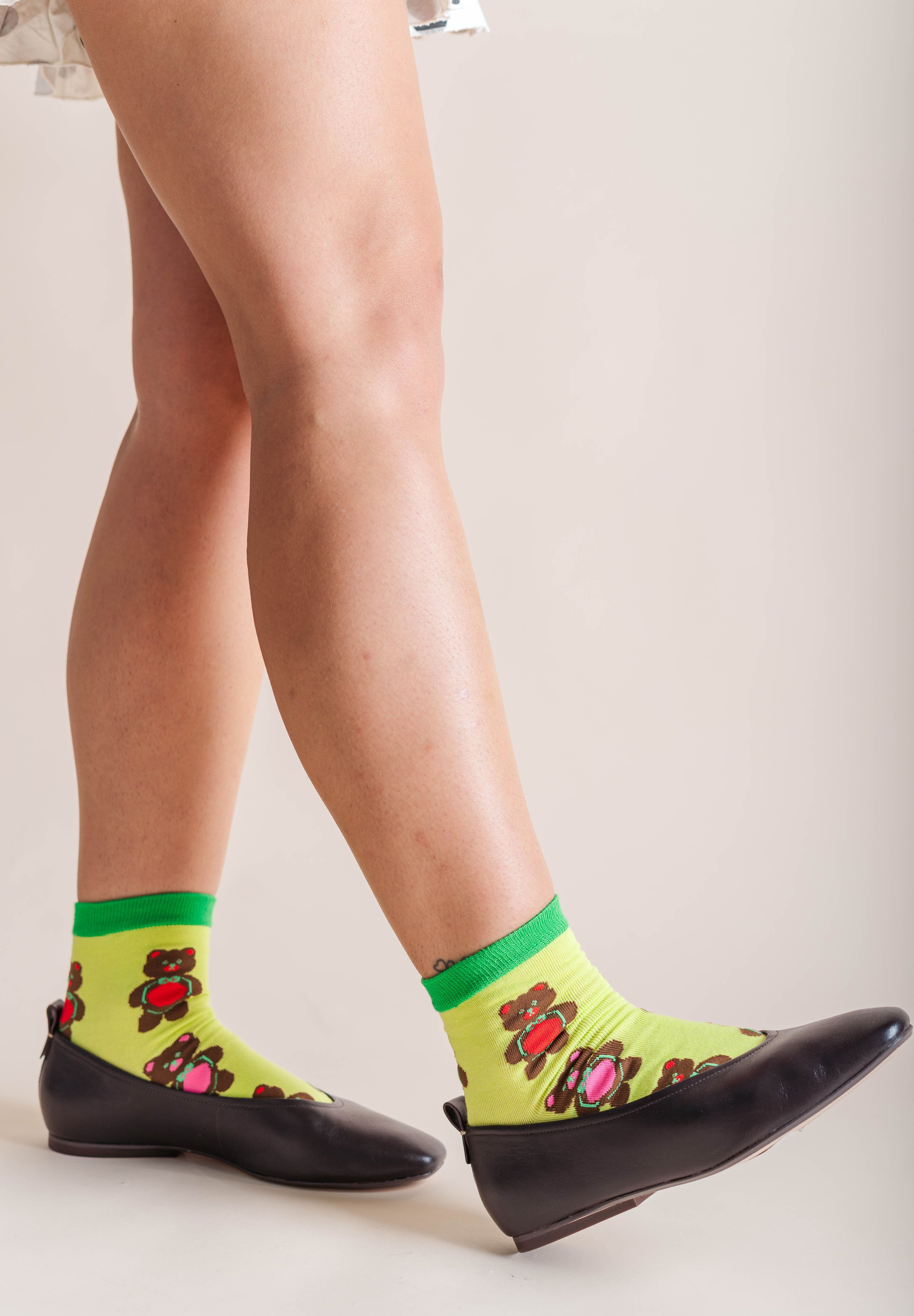 GREEN CINNAMON BEAR SOCKS