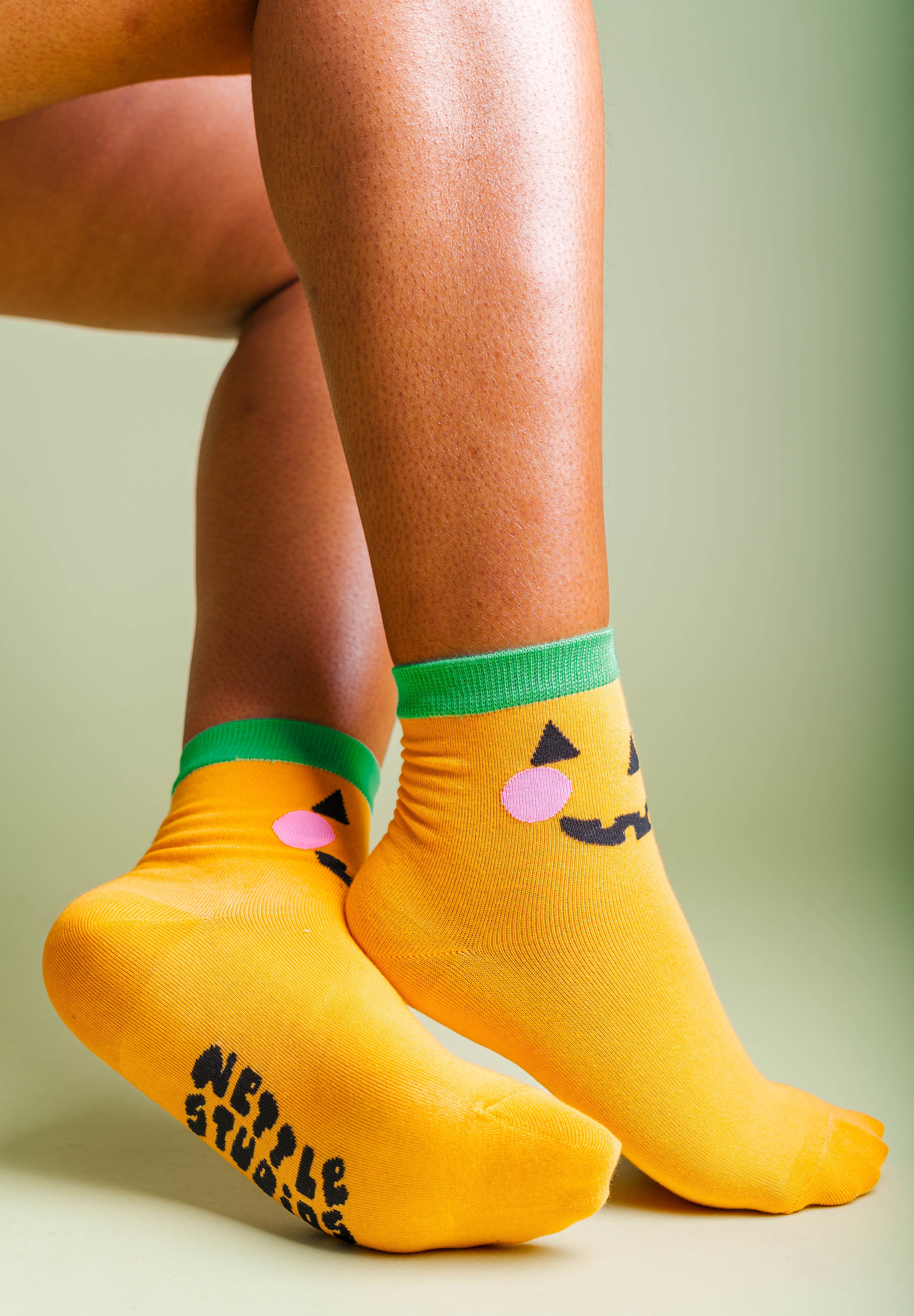 HAPPY JACK SOCKS