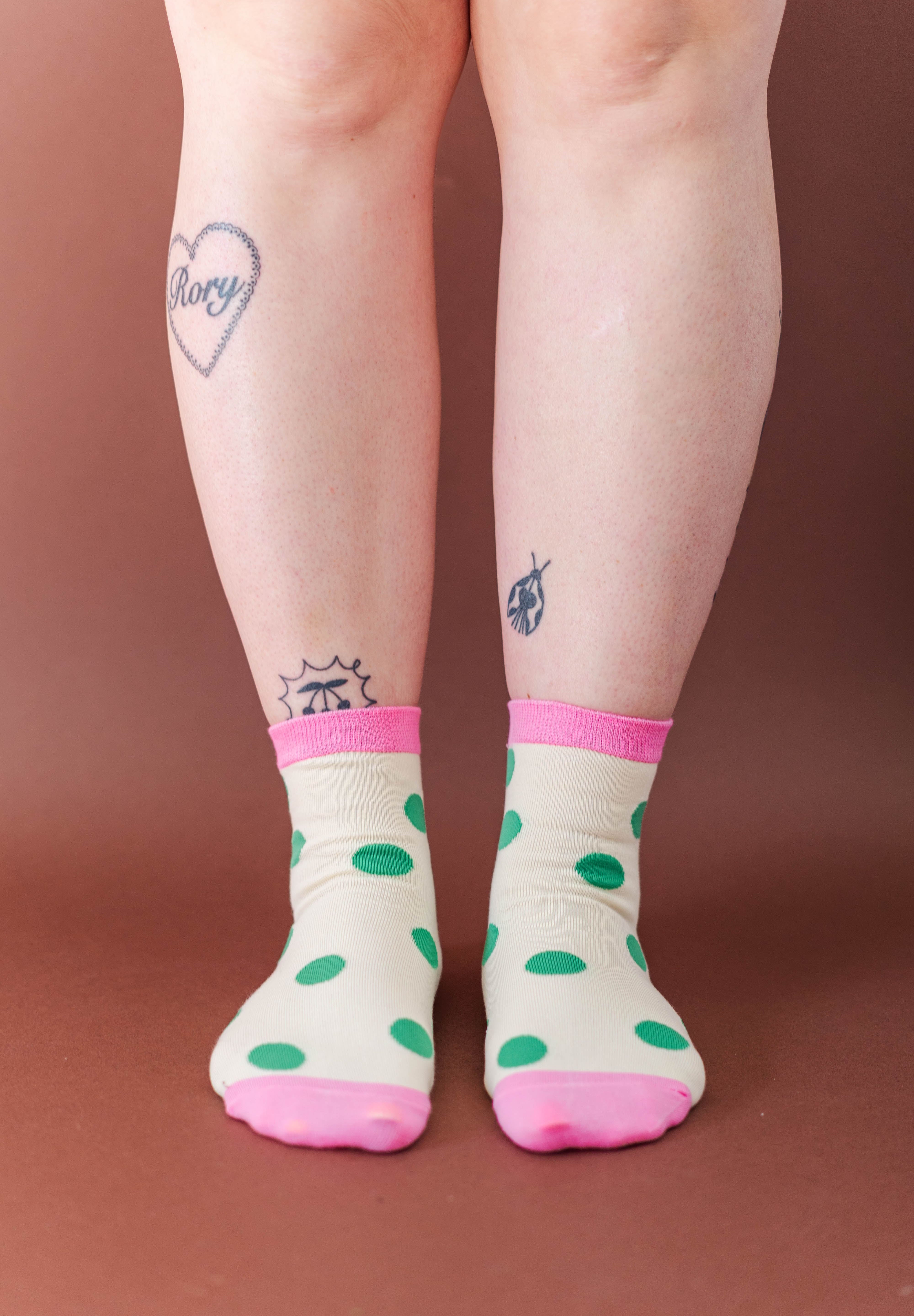 MASHED POTATO DOT SOCKS