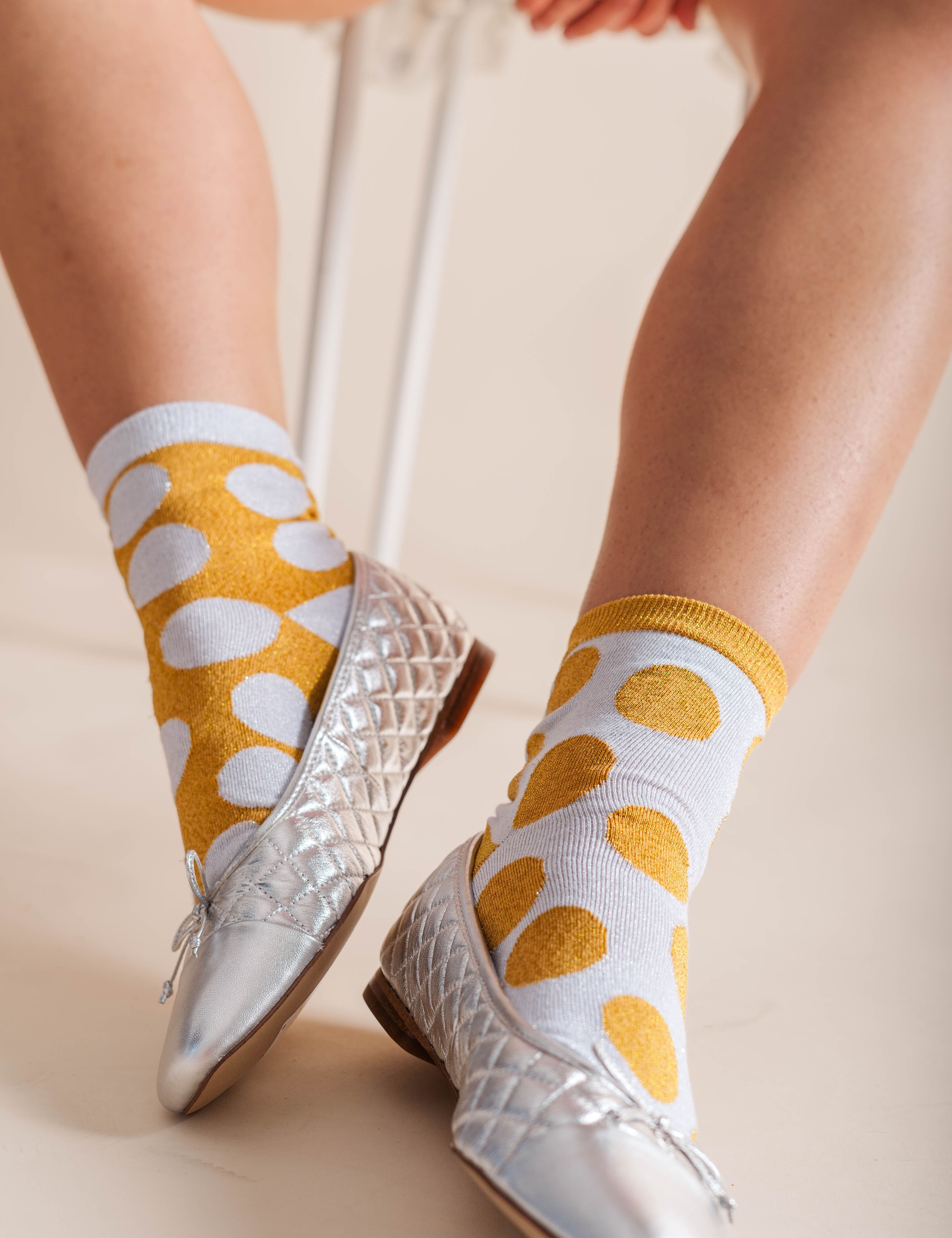 METALLIC DOT SOCKS