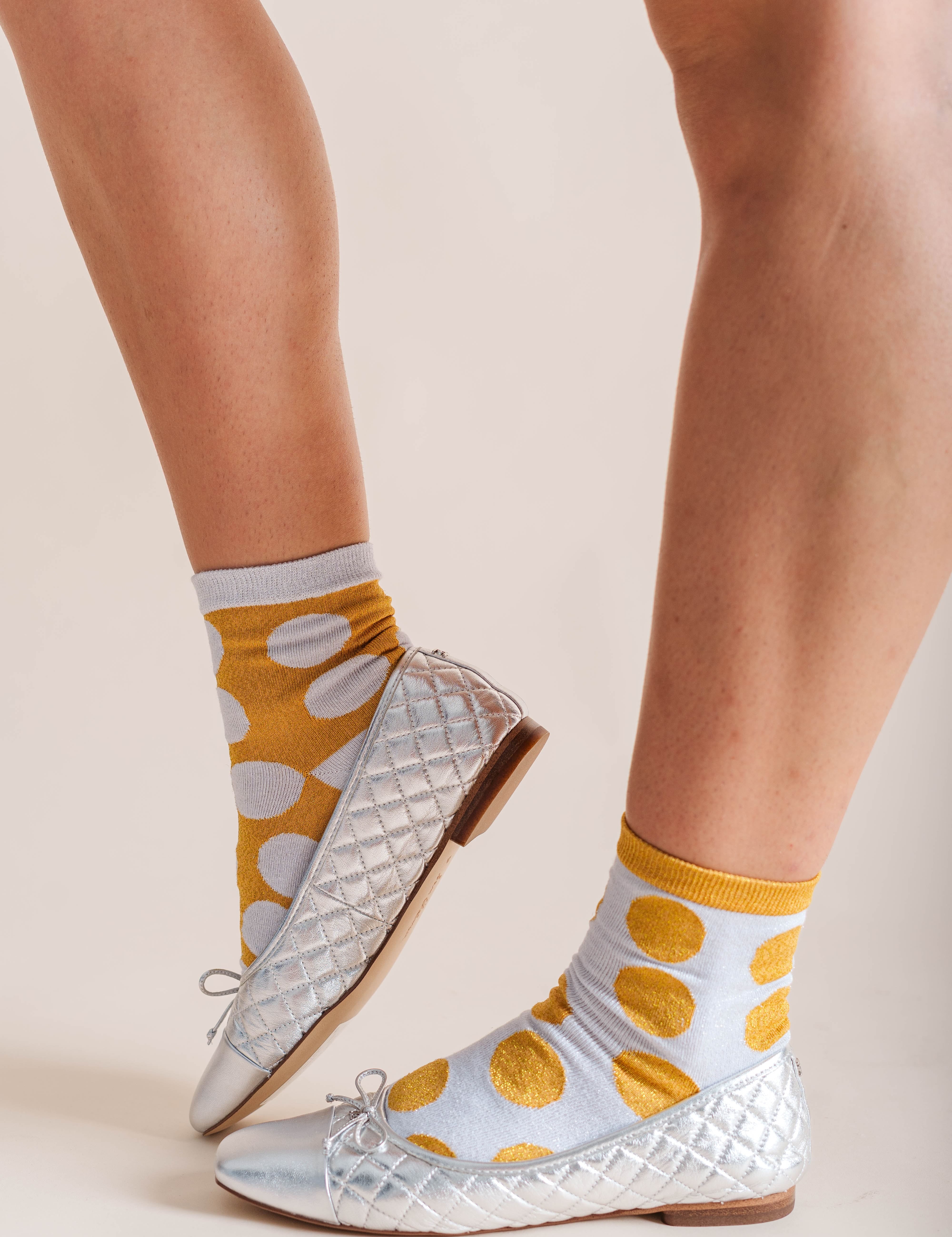 METALLIC DOT SOCKS