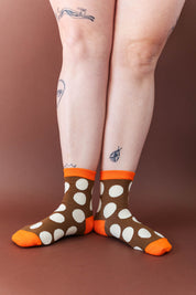 MILK CHOCOLATE DOT SOCKS