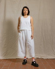 Mid Easy Pant in White Linen