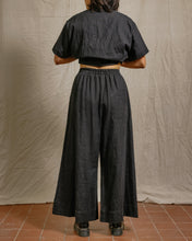 Mid Easy Flare in Black Linen