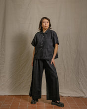 Mid Easy Flare in Black Linen