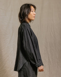 Soft Volume Long Sleeve Top in Black Linen