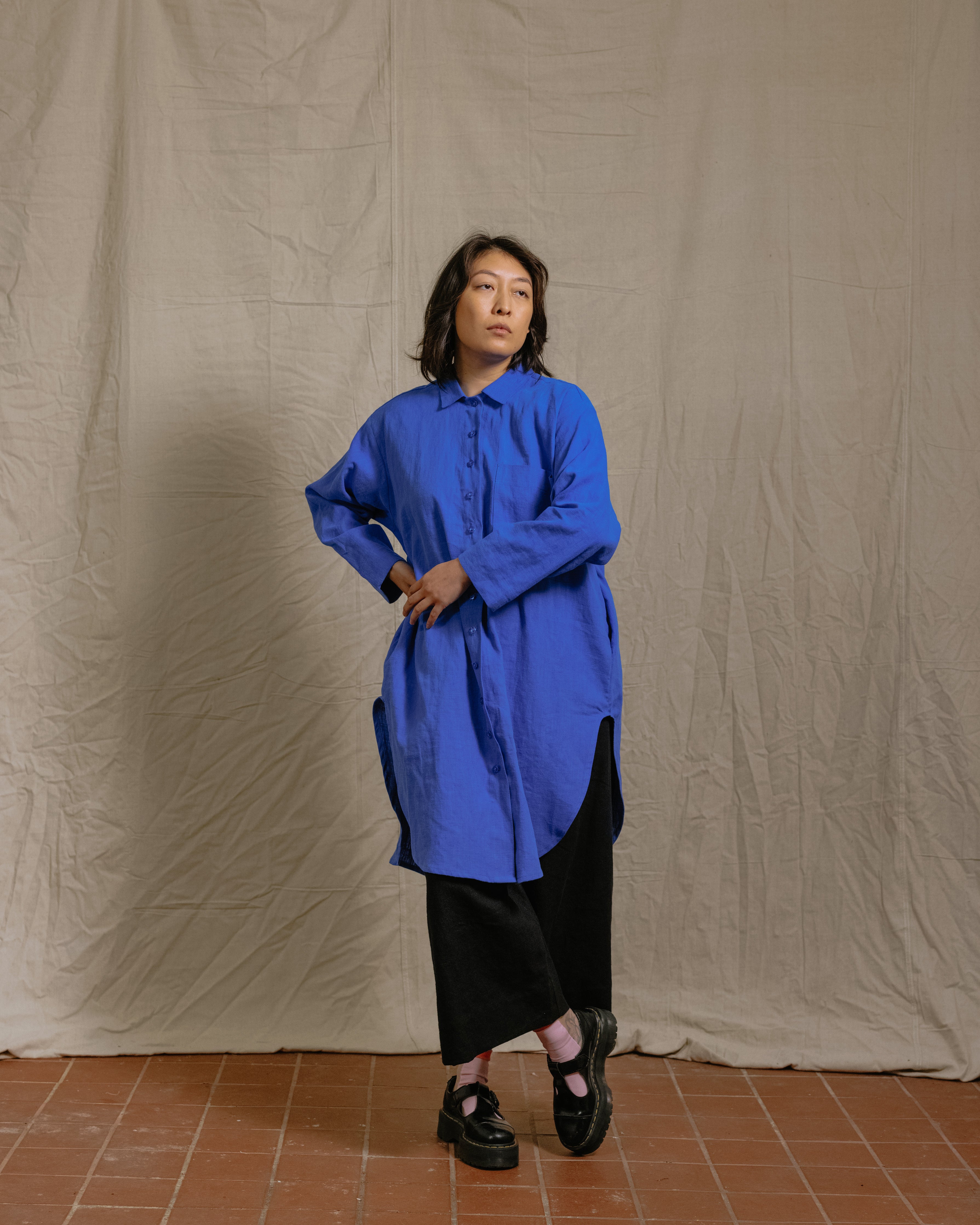 Soft Volume Shirt Dress in Cobalt Linen (RTS) – Nettle Studios 