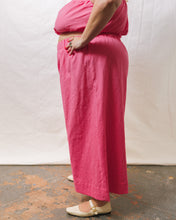 Mid Easy Flare Pant in Carnation Pink Linen